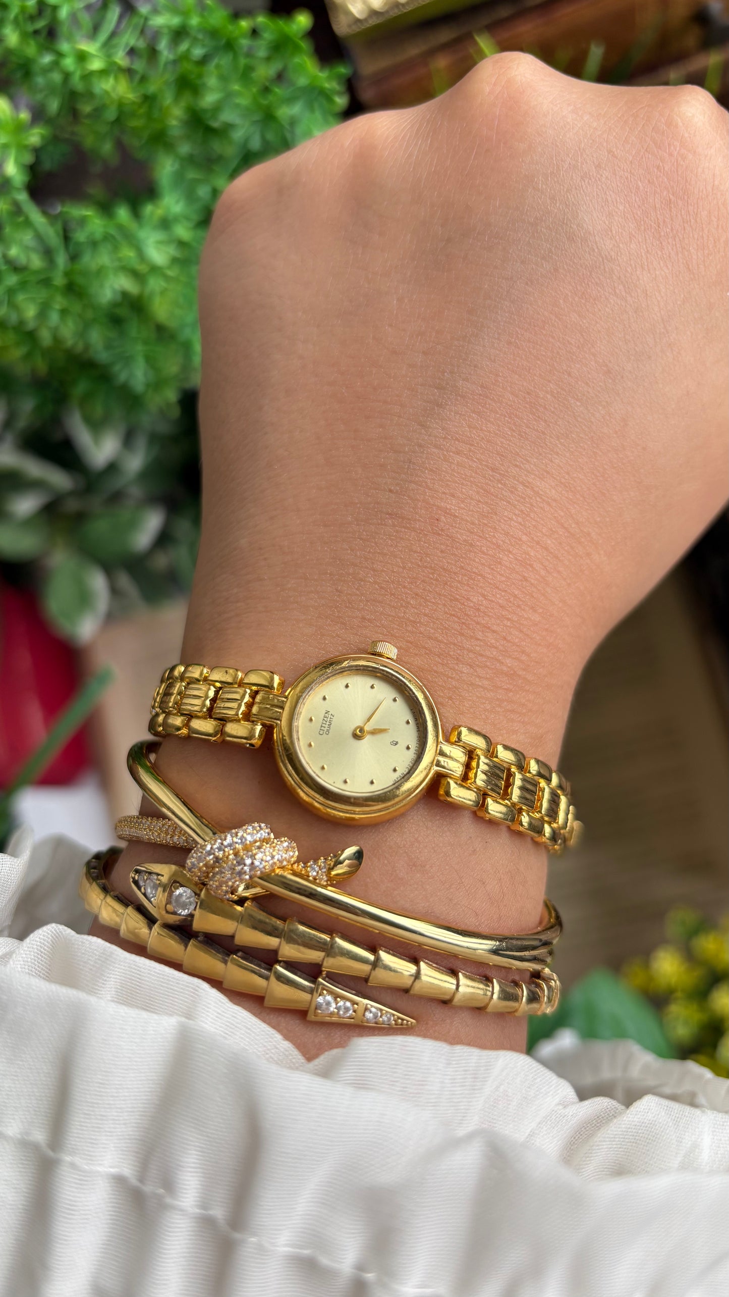 Vintage Citizen Watch in Gold Tone Super Dainty