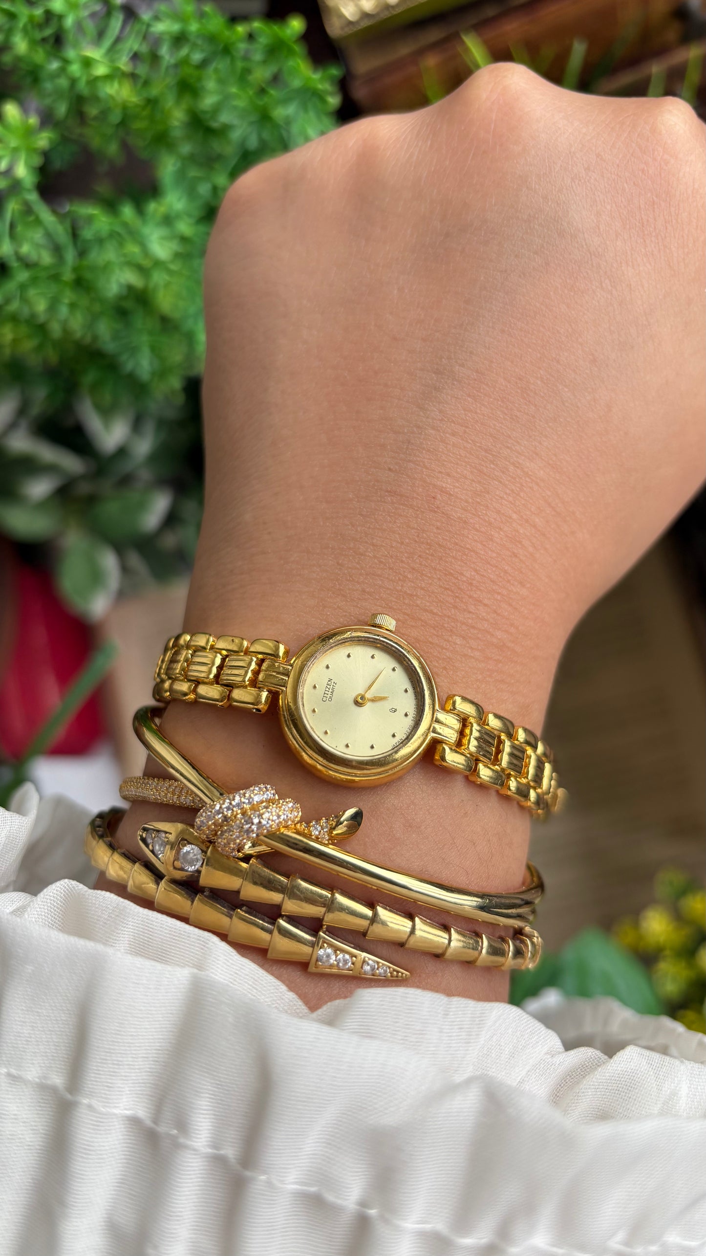 Vintage Citizen Watch in Gold Tone Super Dainty