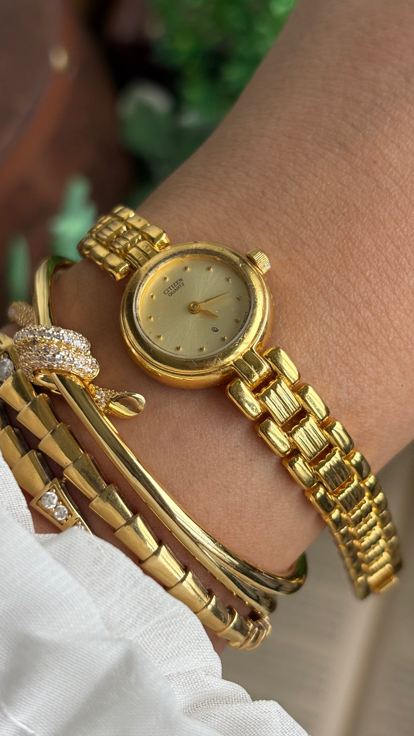 Vintage Citizen Watch in Gold Tone Super Dainty