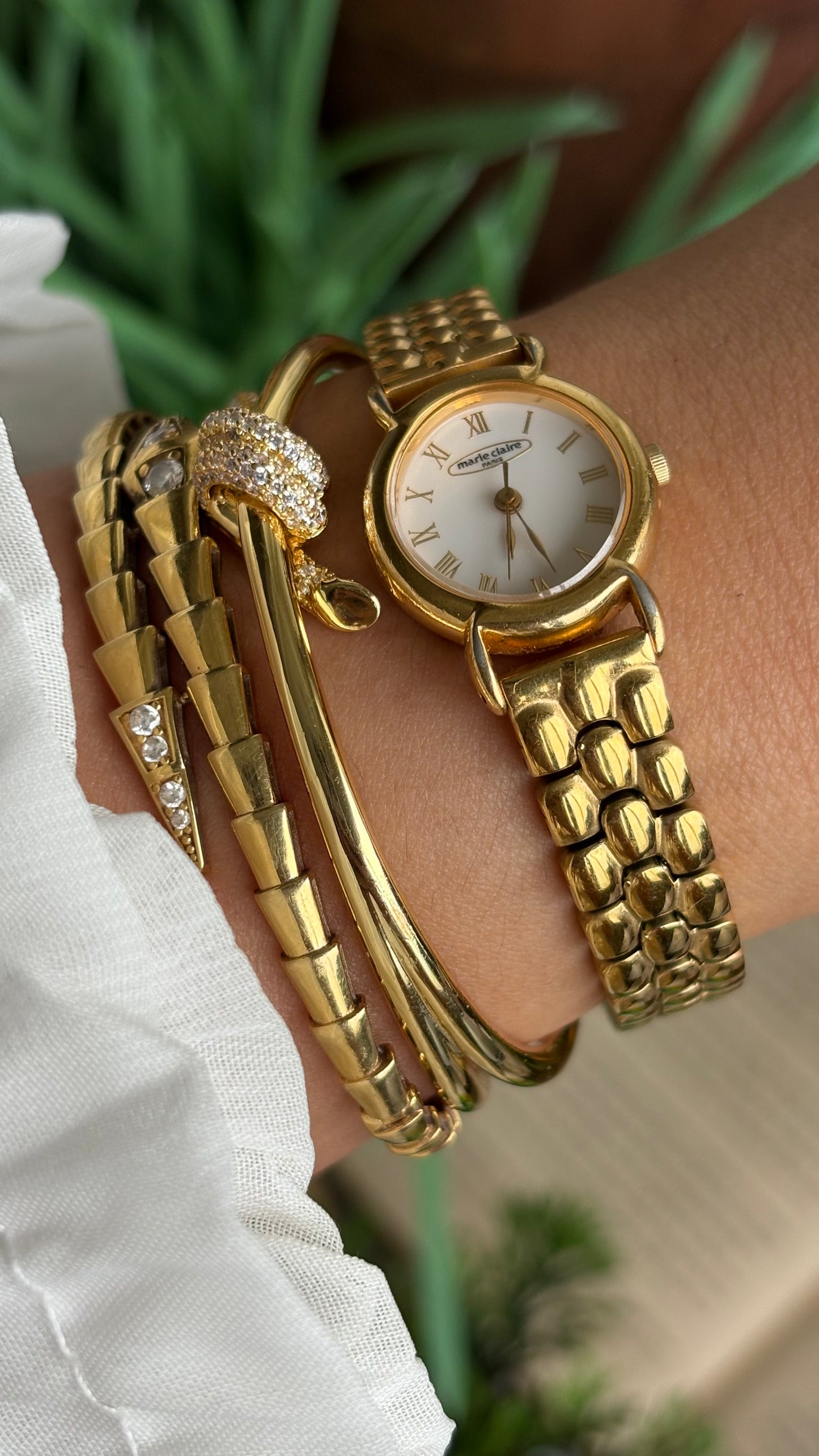 Vintage Marie Claire Paris Baignoire Watch in Gold Tone Roman Oval Dial