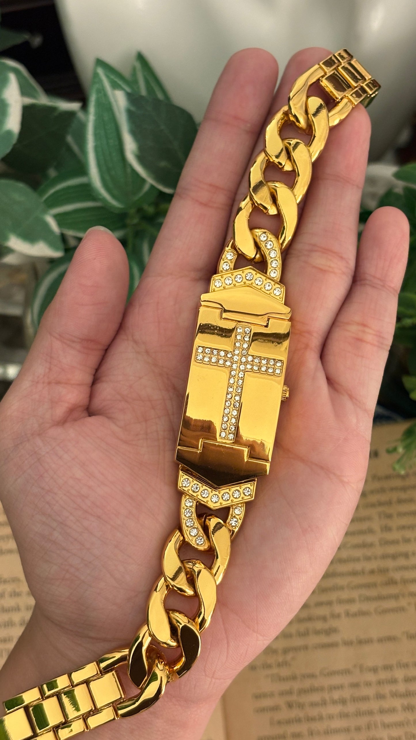 Vintage Veadons Cuban Link Religious Peekaboo Watch in Gold Tone Quartz