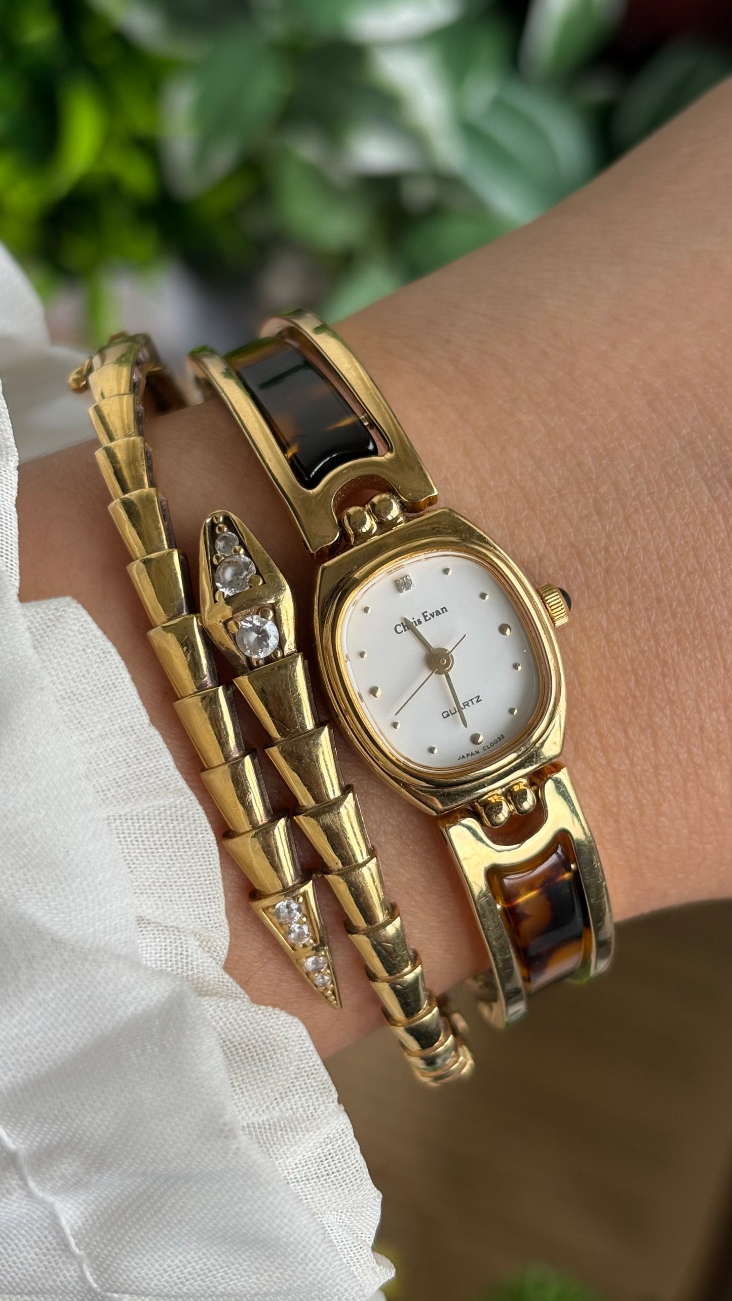 Vintage Chris Evan Watch in Gold Tone Tortoise Shell Pattern