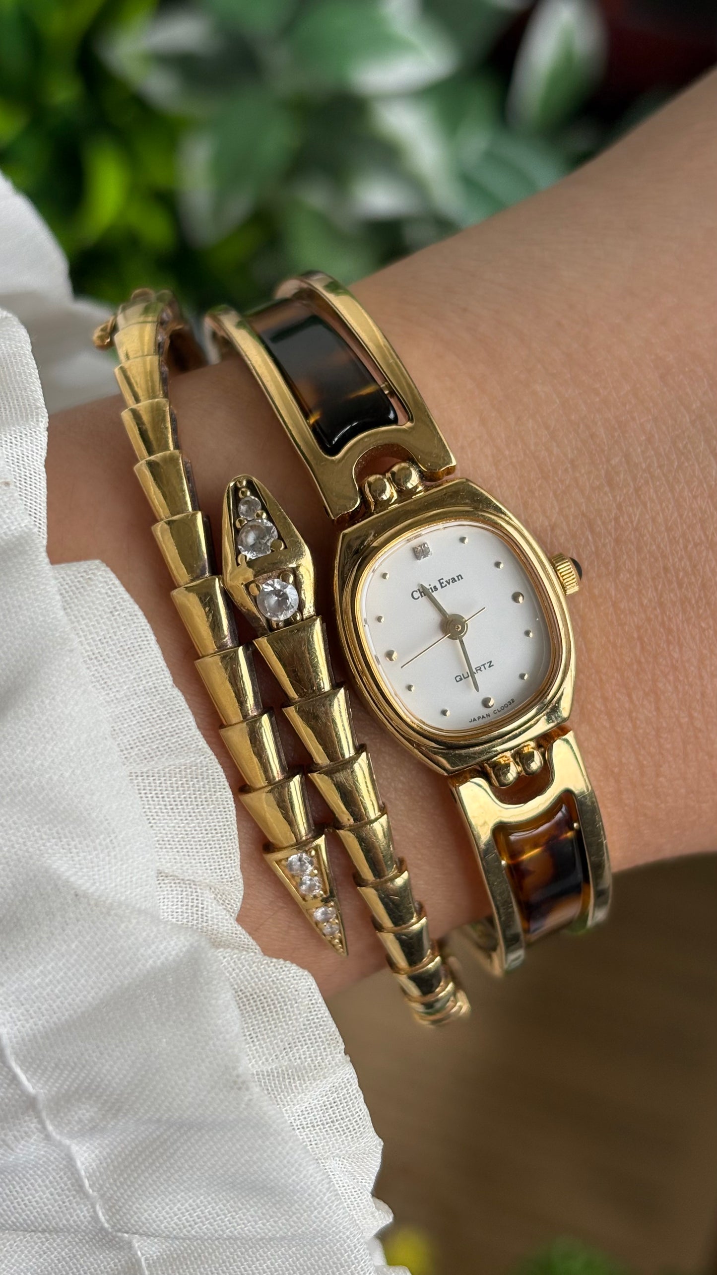 Vintage Chris Evan Watch in Gold Tone Tortoise Shell Pattern