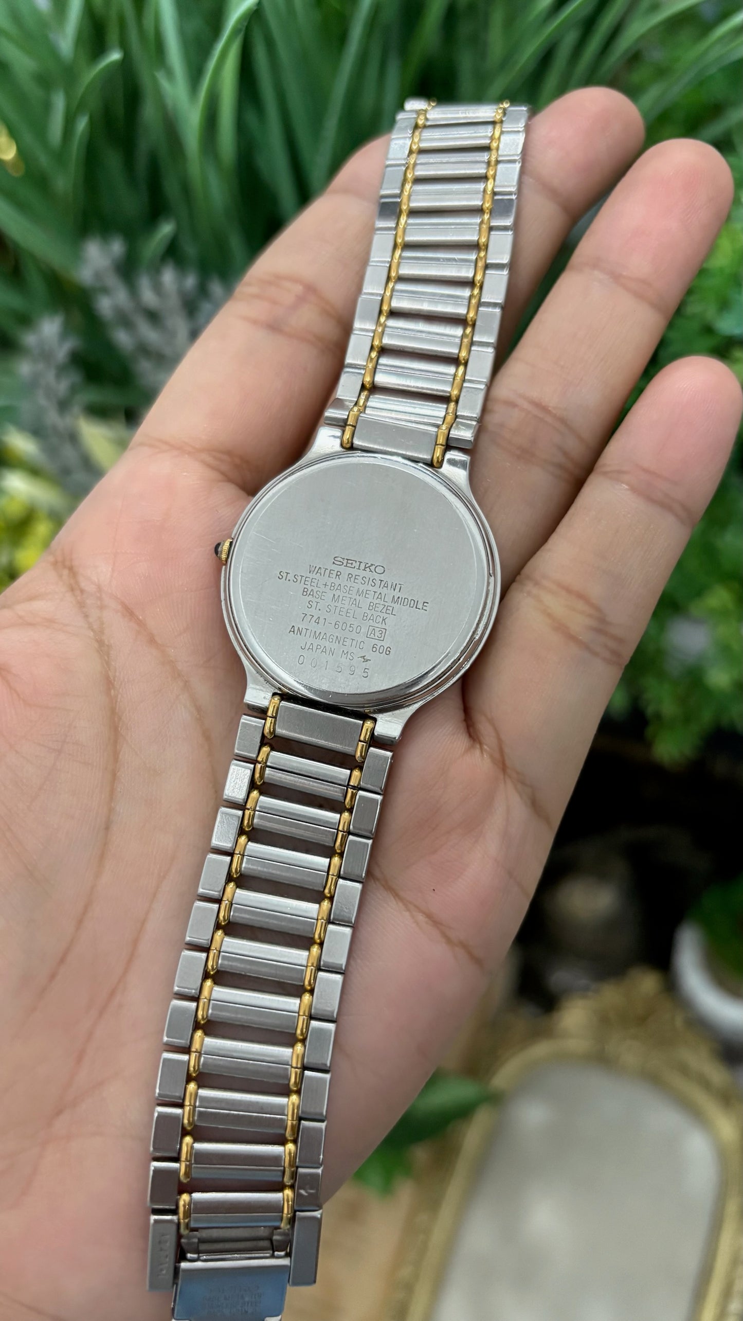 Rare Vintage Seiko Dolce Mens Classic Watch in Two-Tone Quartz