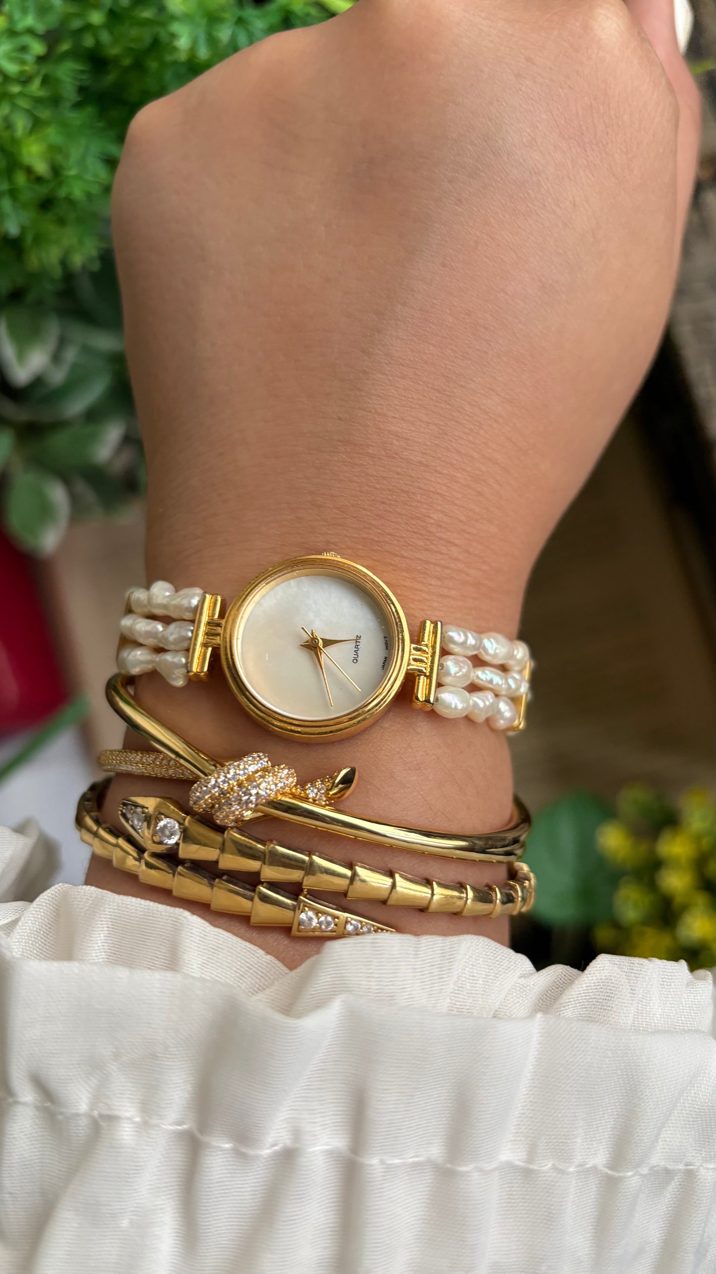 Vintage Freshwater Pearl Watch in Gold Tone