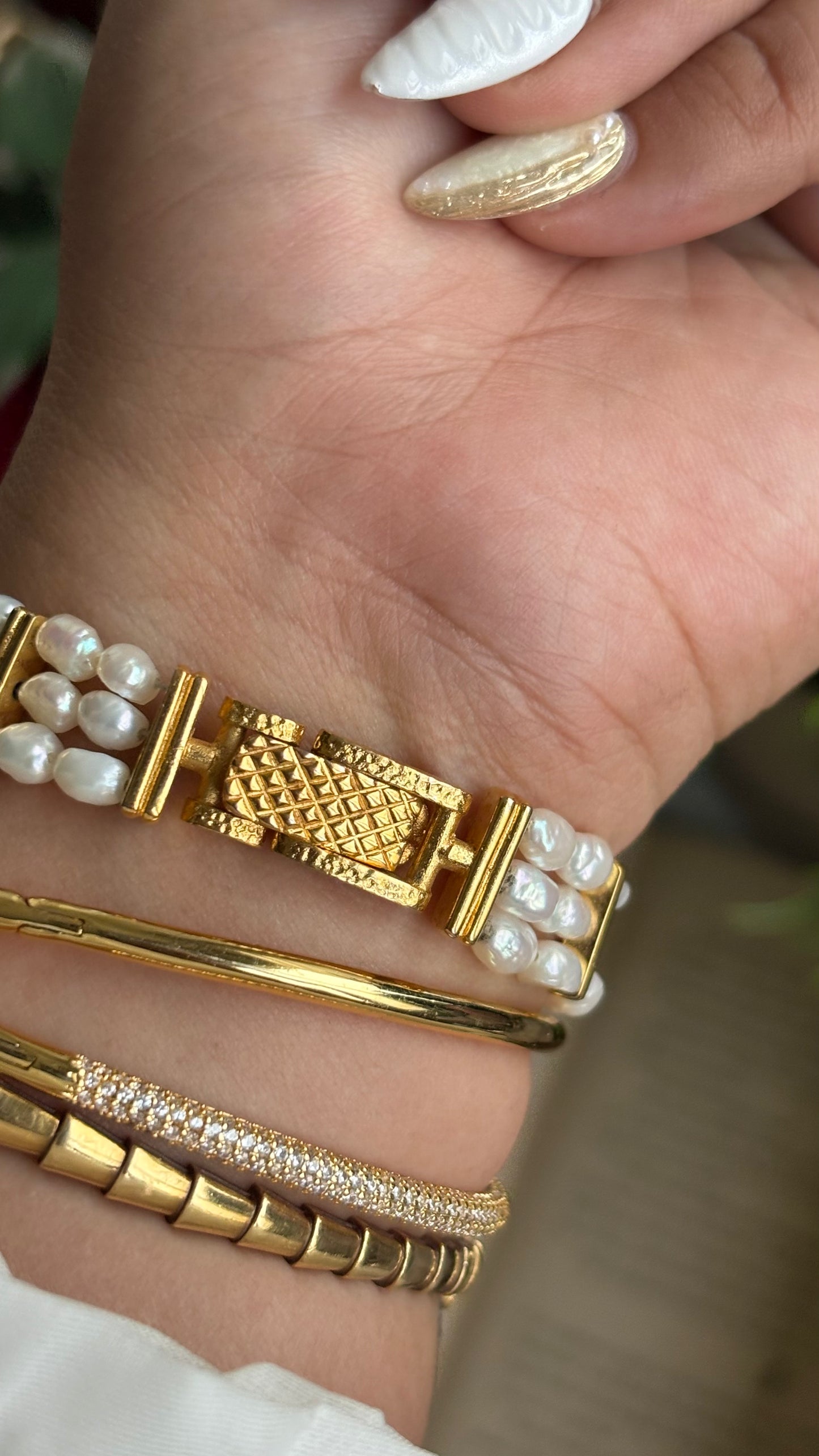 Vintage Freshwater Pearl Watch in Gold Tone