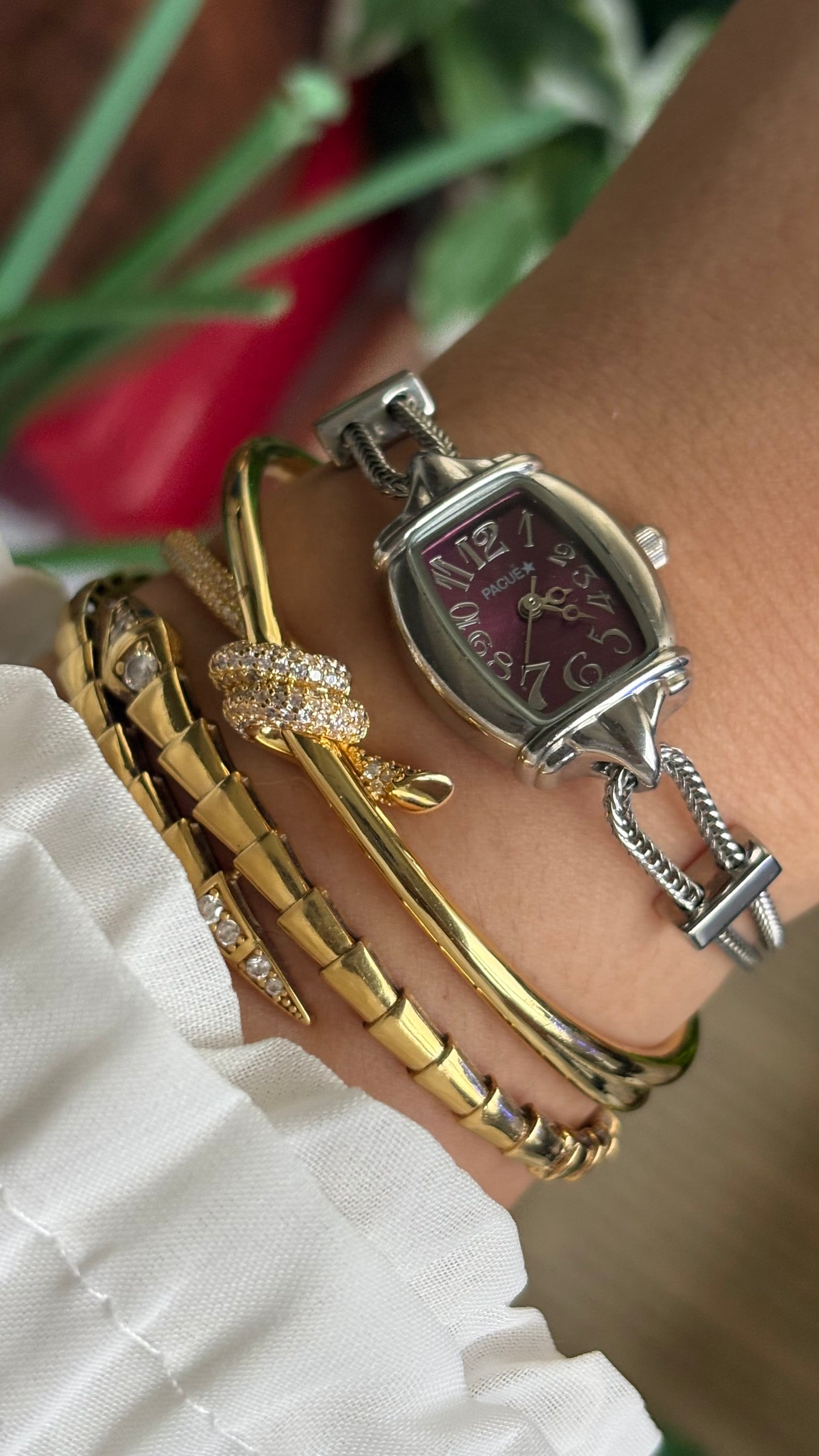 Vintage Pacue Watch in Silver Tone