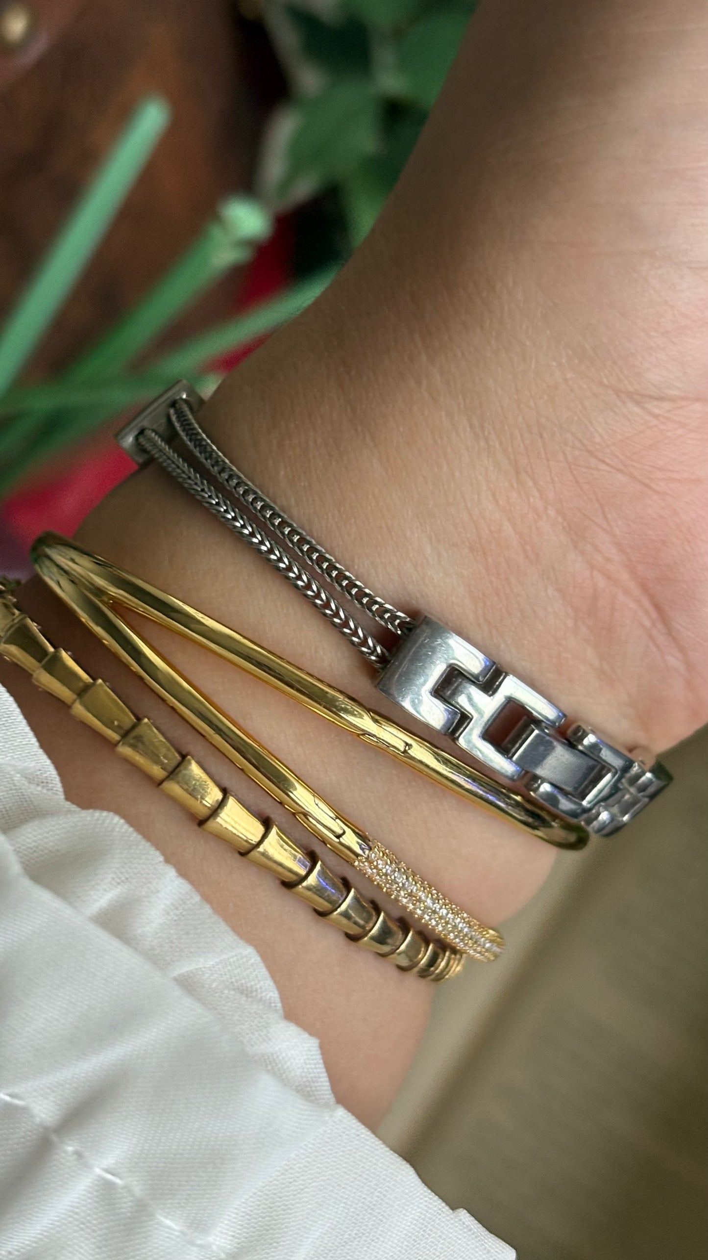 Vintage Pacue Watch in Silver Tone