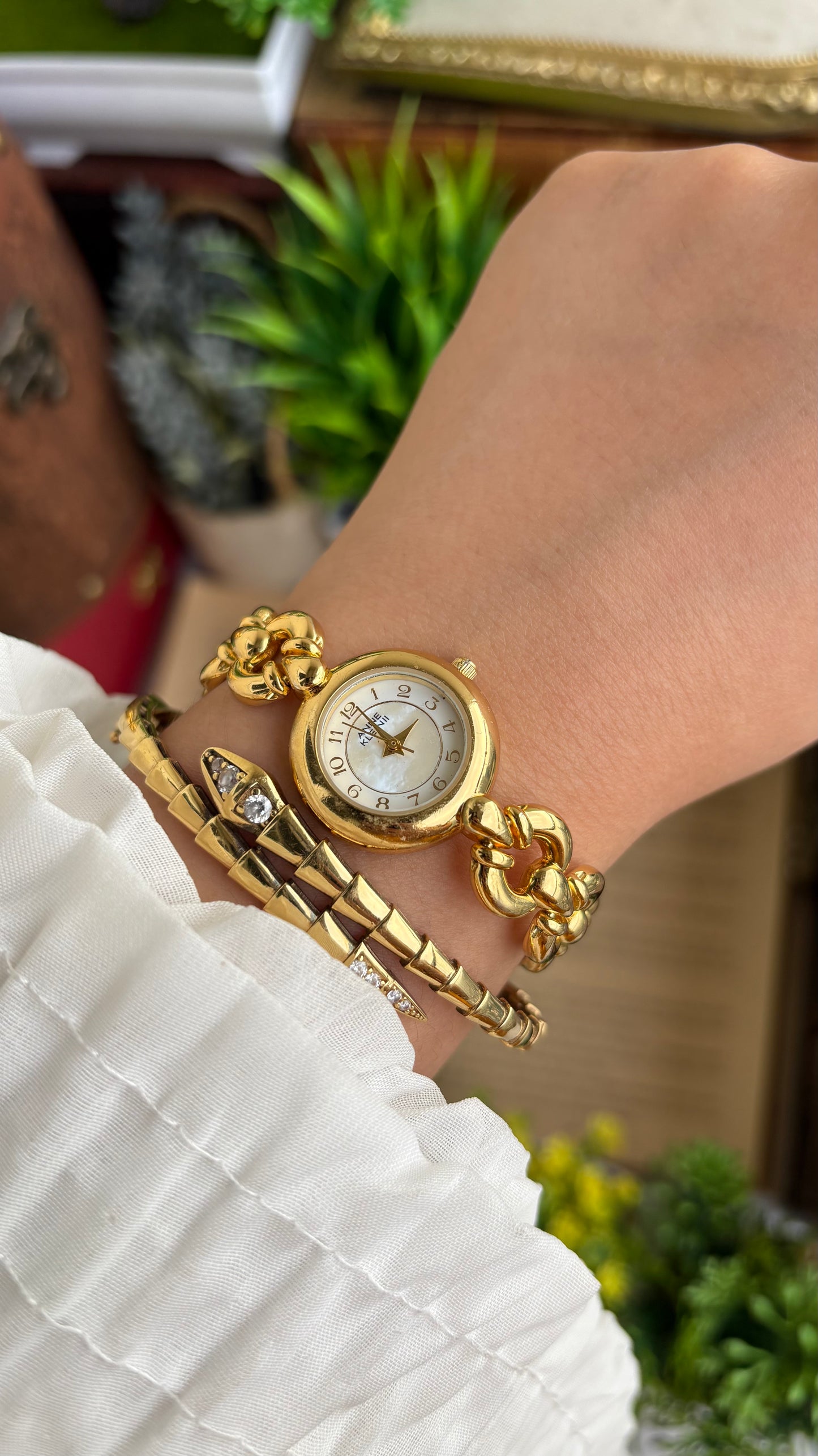Extremely Rare Vintage Anne Klein in Gold Tone Teardrop Strap