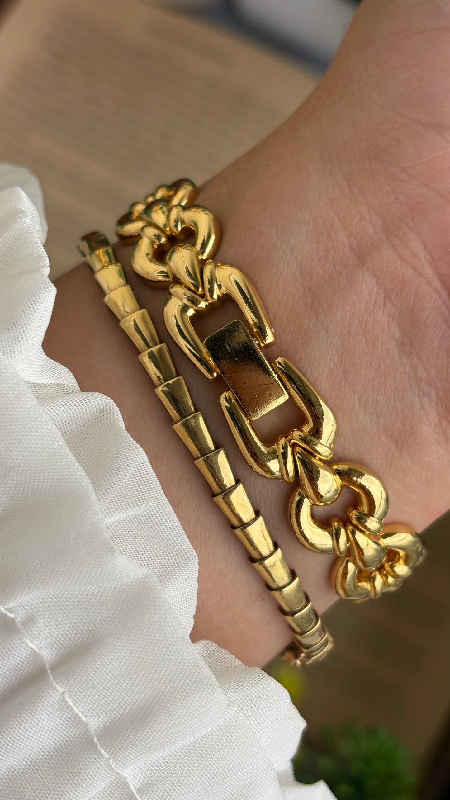 Extremely Rare Vintage Anne Klein in Gold Tone Teardrop Strap