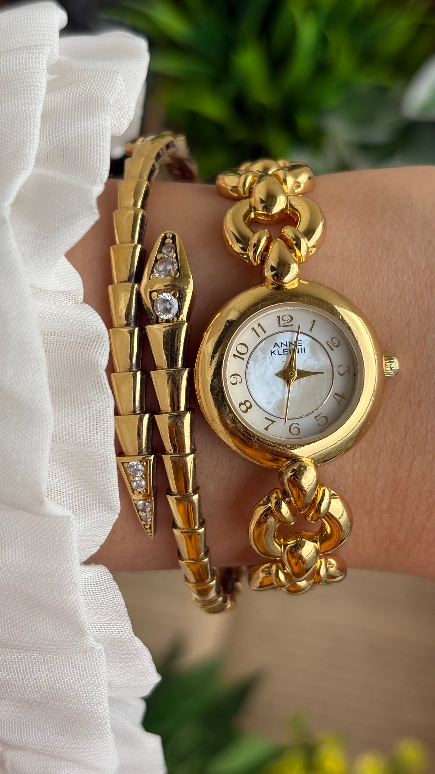 Extremely Rare Vintage Anne Klein in Gold Tone Teardrop Strap