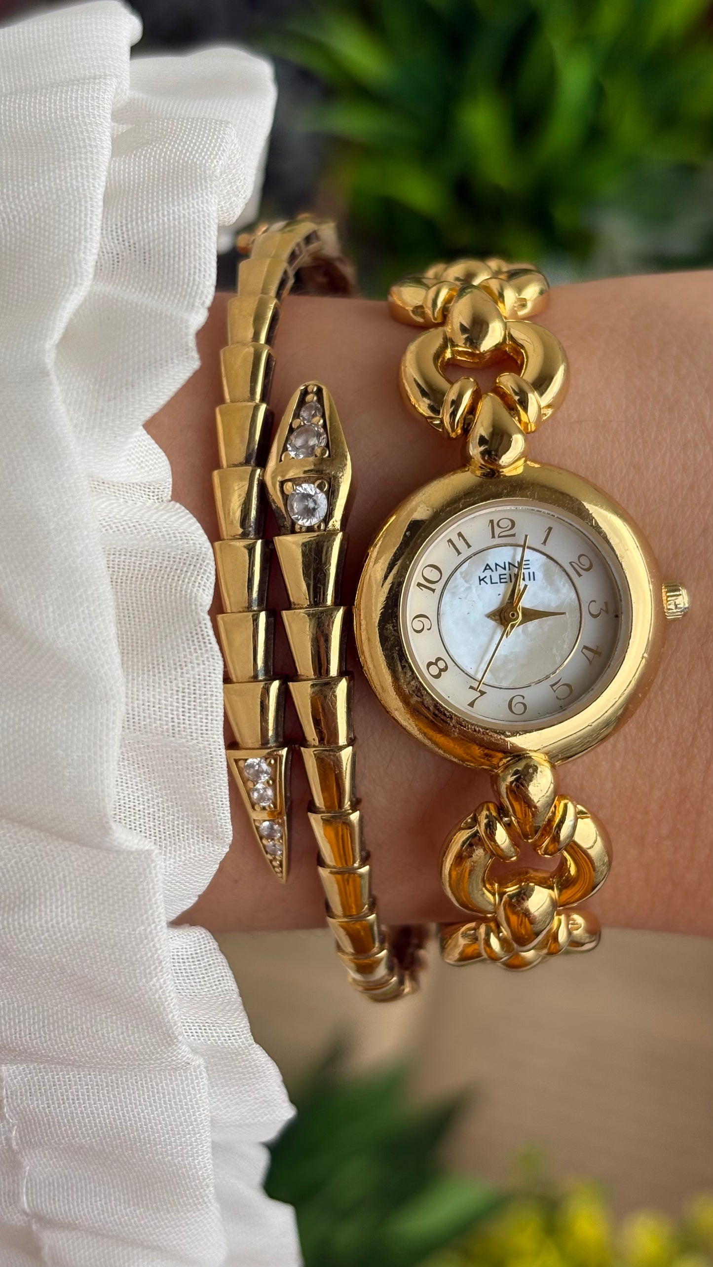Extremely Rare Vintage Anne Klein in Gold Tone Teardrop Strap