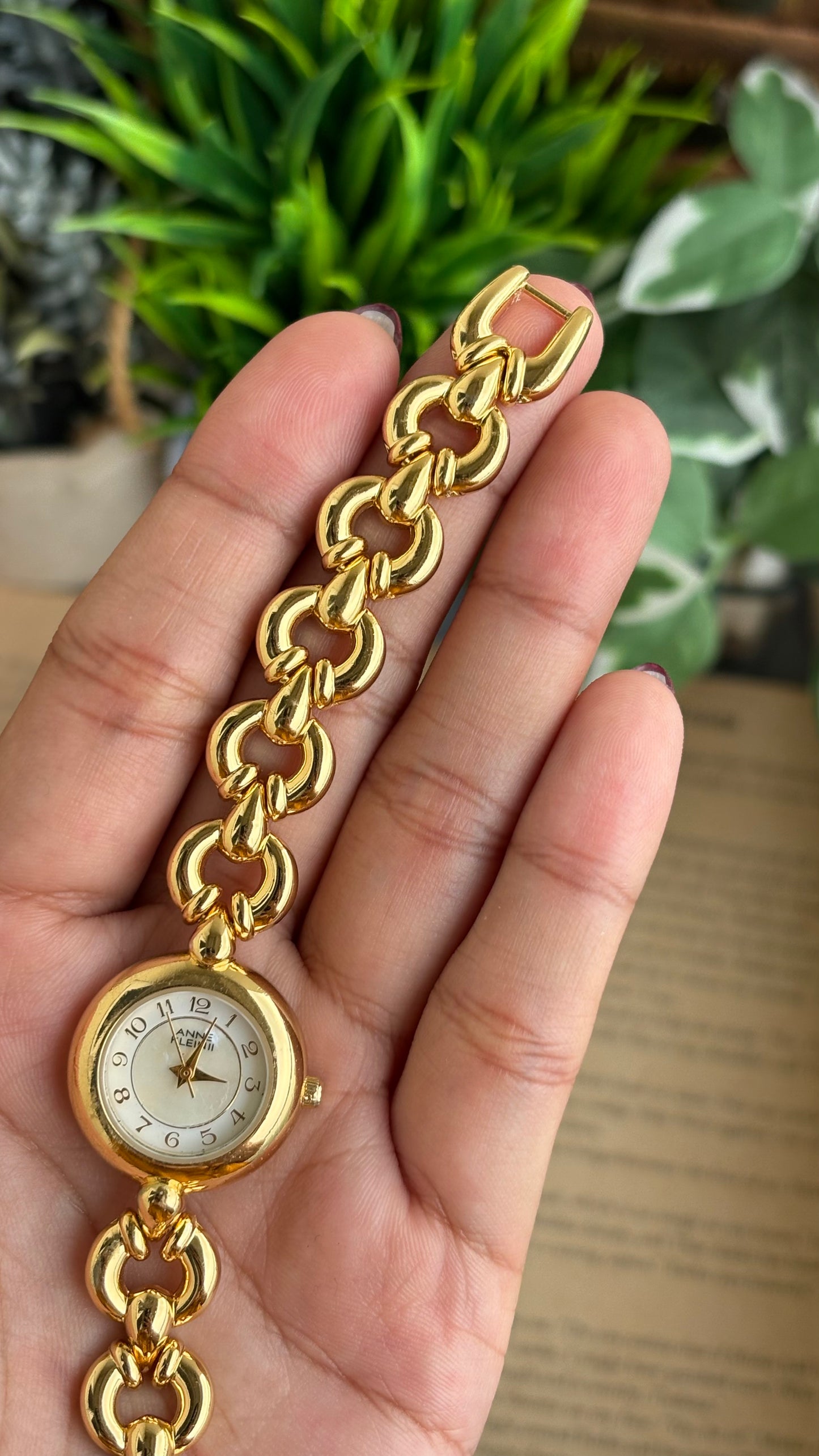 Extremely Rare Vintage Anne Klein in Gold Tone Teardrop Strap