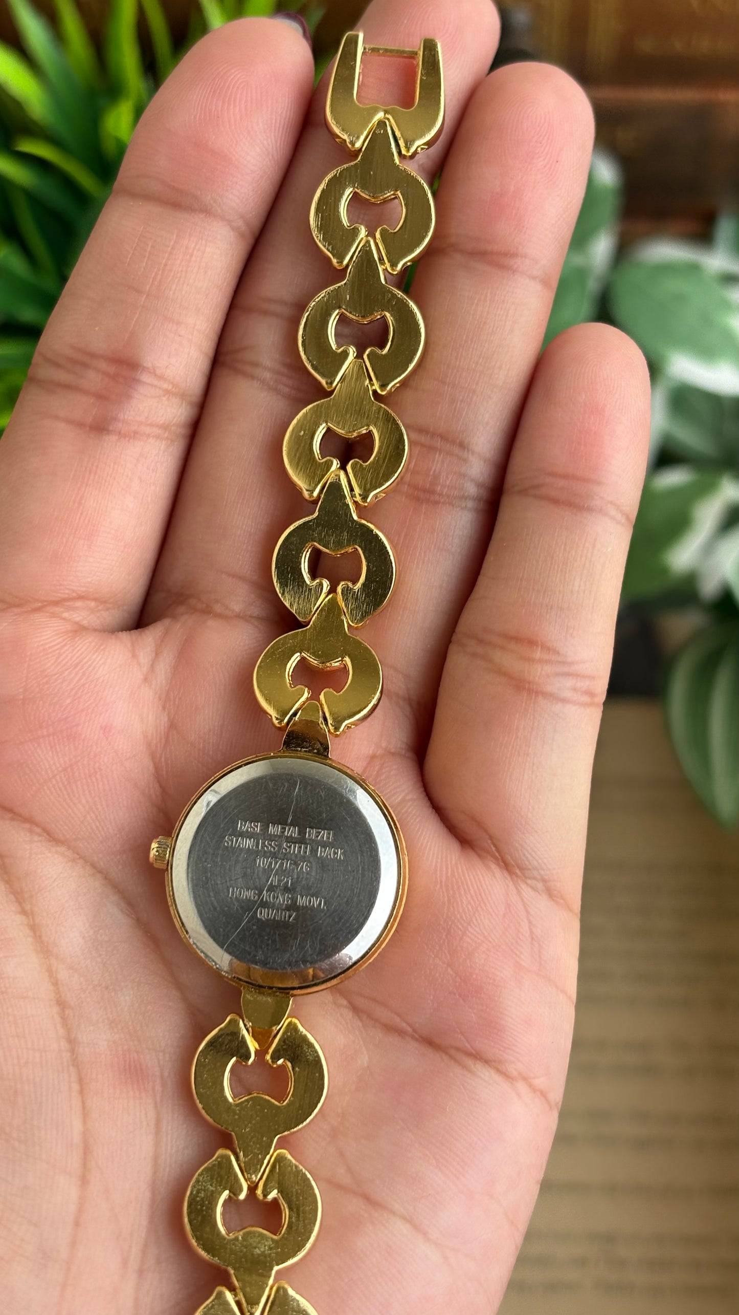 Extremely Rare Vintage Anne Klein in Gold Tone Teardrop Strap