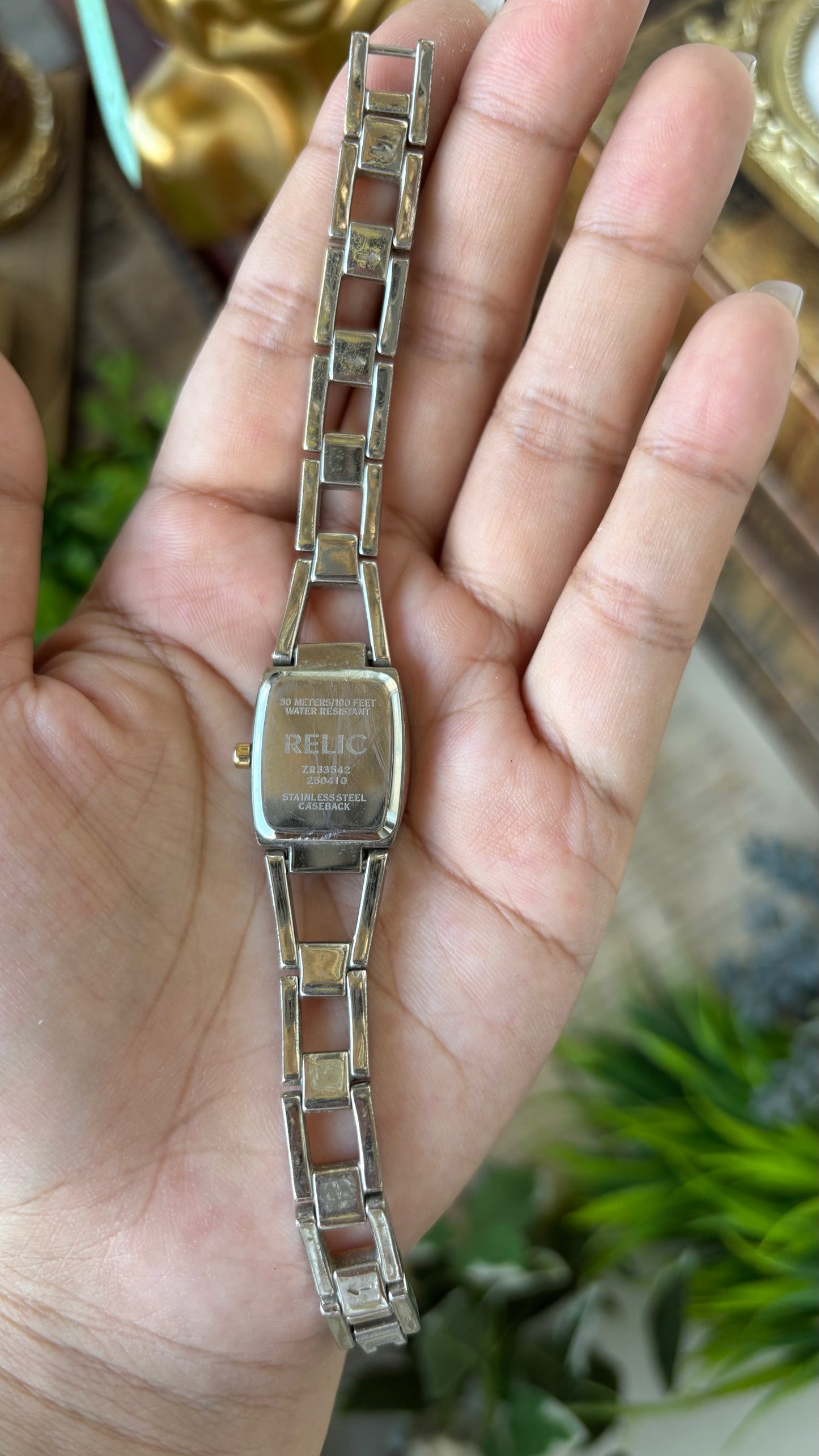 Vintage Dainty Relic Folio by Fossil Barrel Dial Bracelet Watch in Two-Tone Quartz #00268