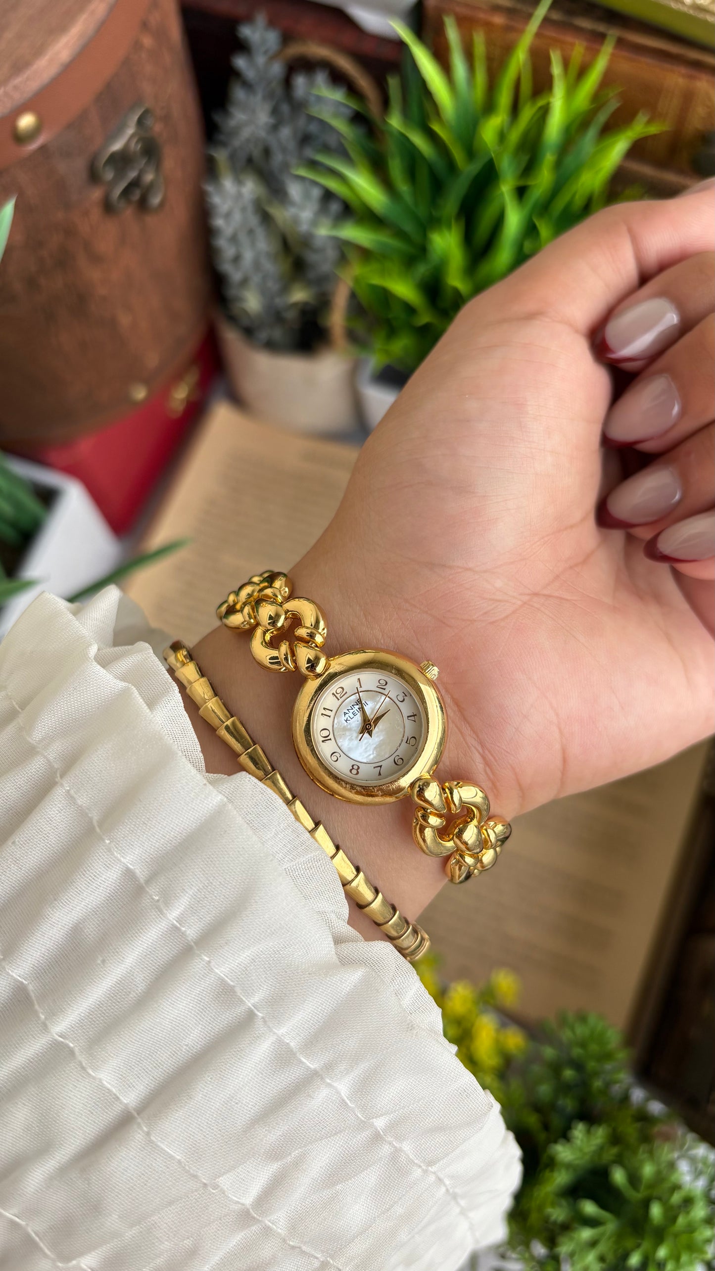 Extremely Rare Vintage Anne Klein in Gold Tone Teardrop Strap