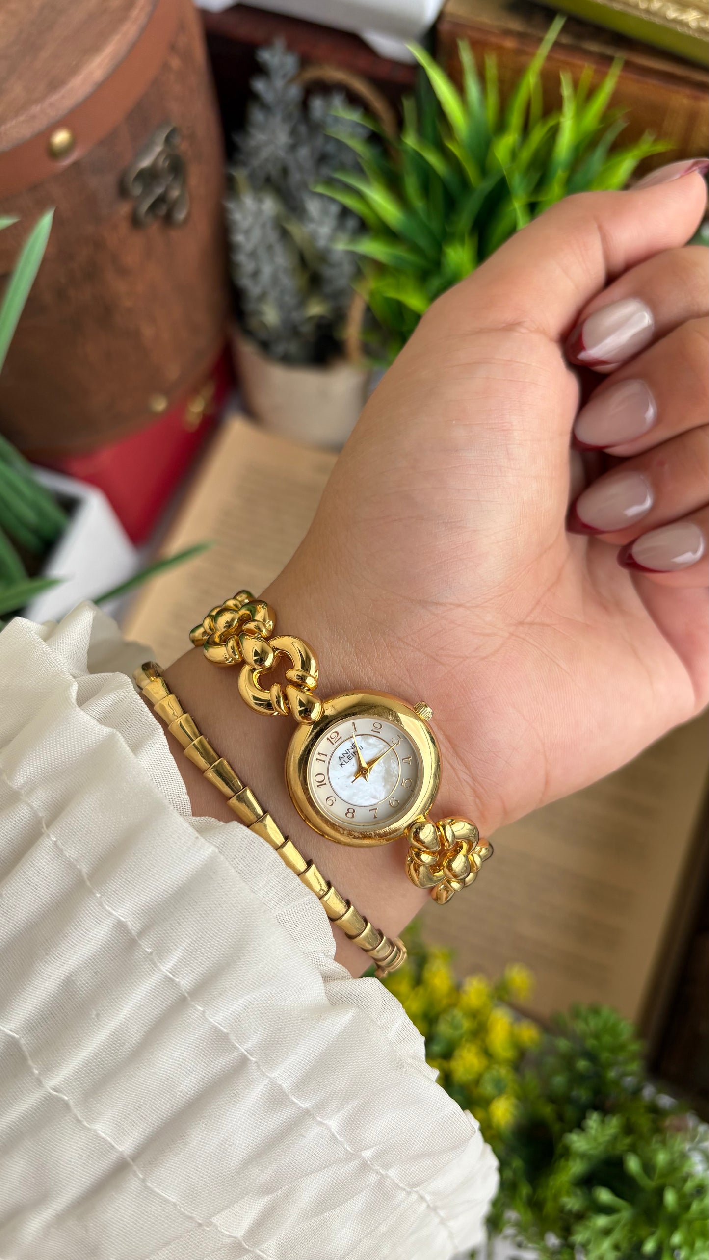 Extremely Rare Vintage Anne Klein in Gold Tone Teardrop Strap