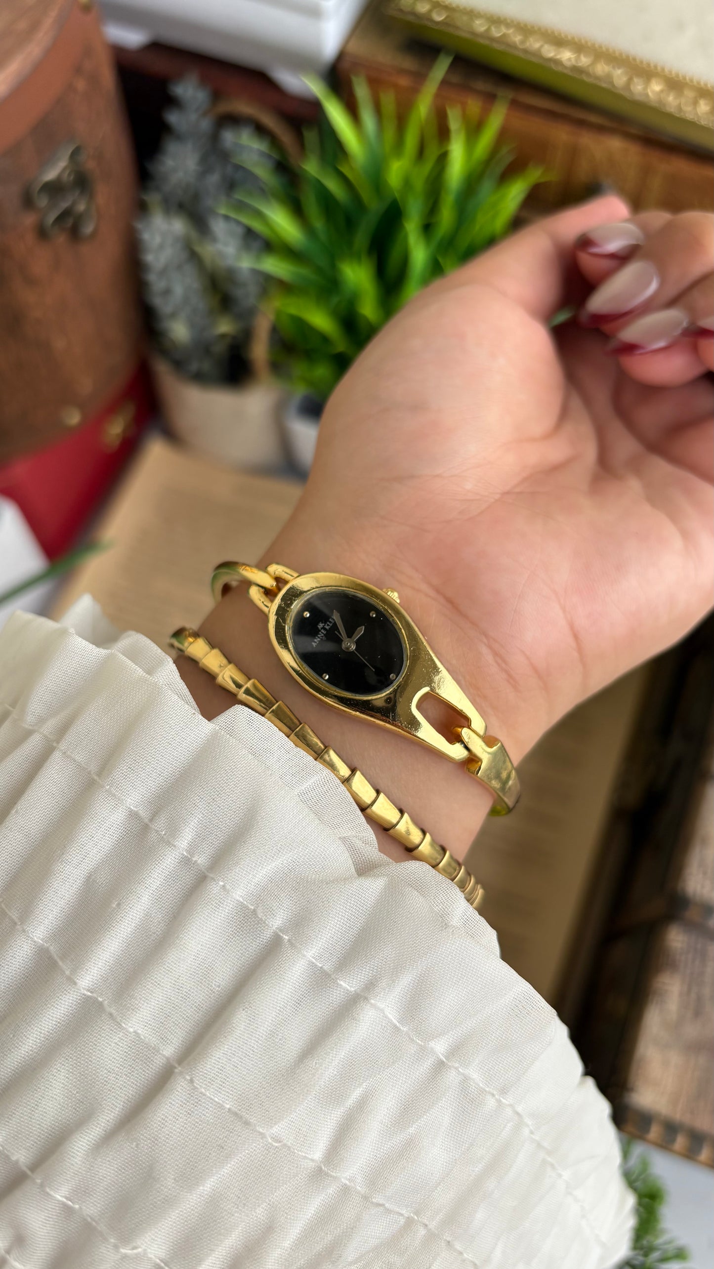 Extremely Rare Vinage Anne Klein Snake Watch in Gold Tone Gucci Style Black Dial