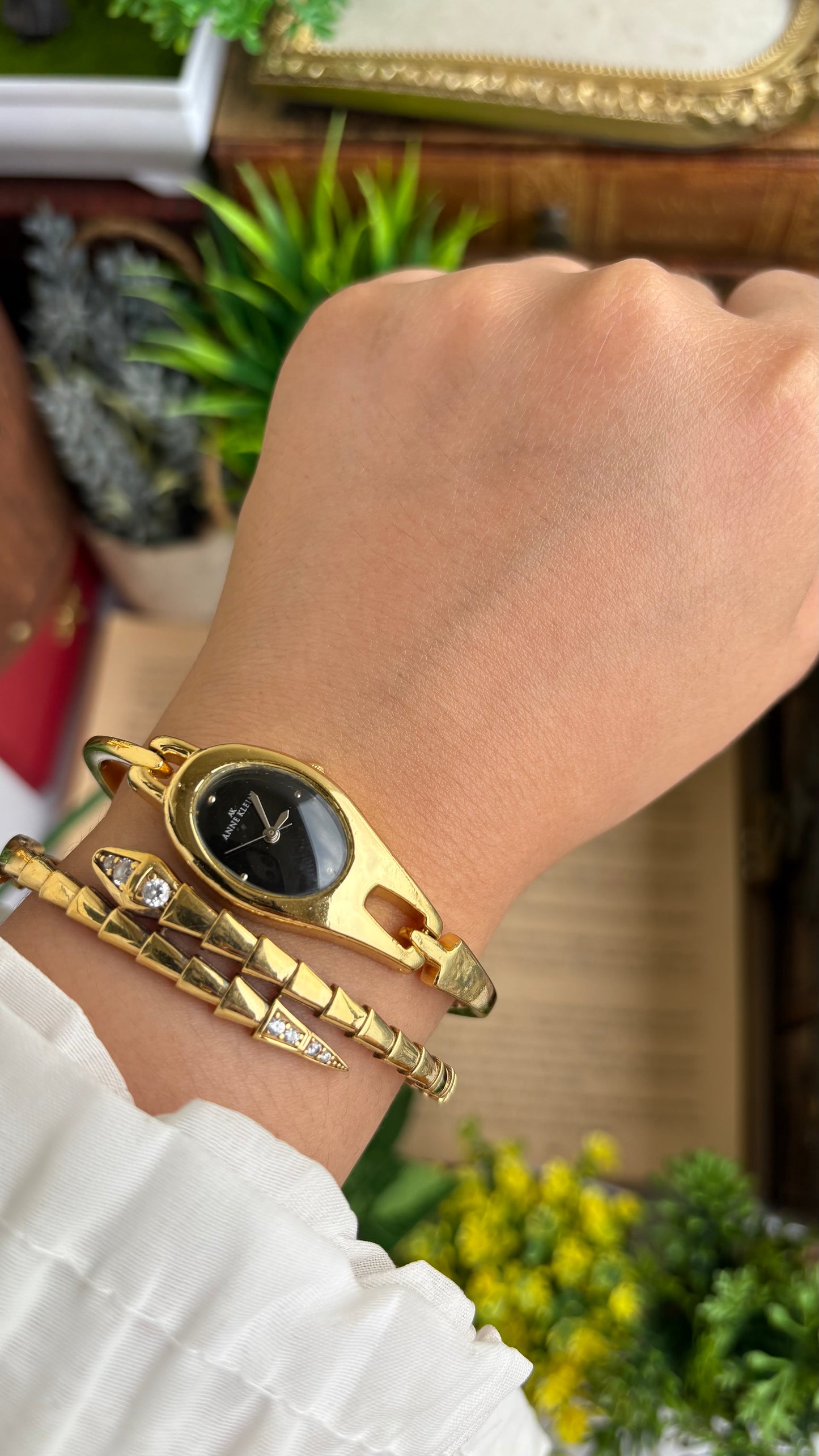 Extremely Rare Vinage Anne Klein Snake Watch in Gold Tone Gucci Style Black Dial