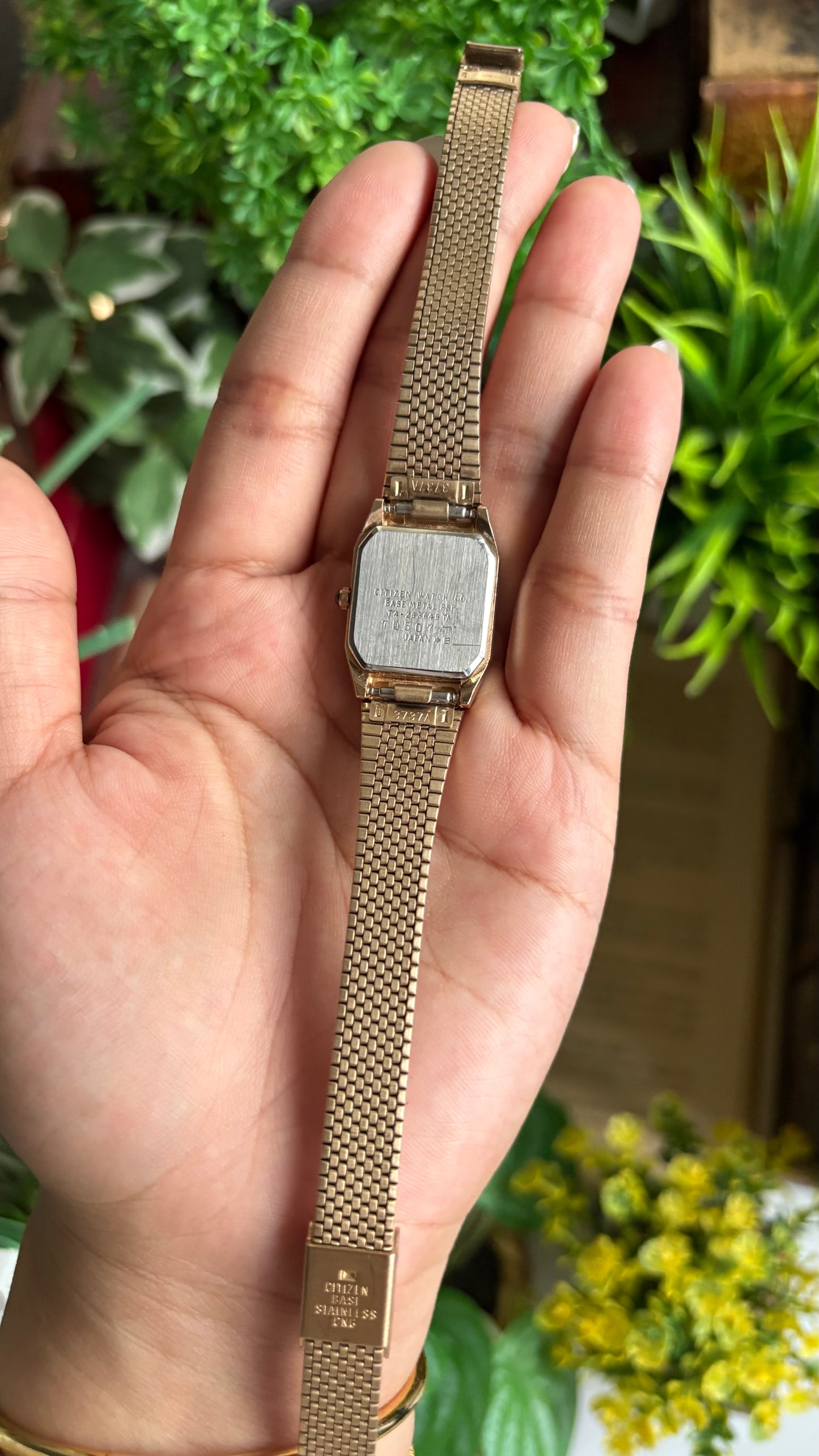 Vintage Citizen Tank Watch in Gold Tone