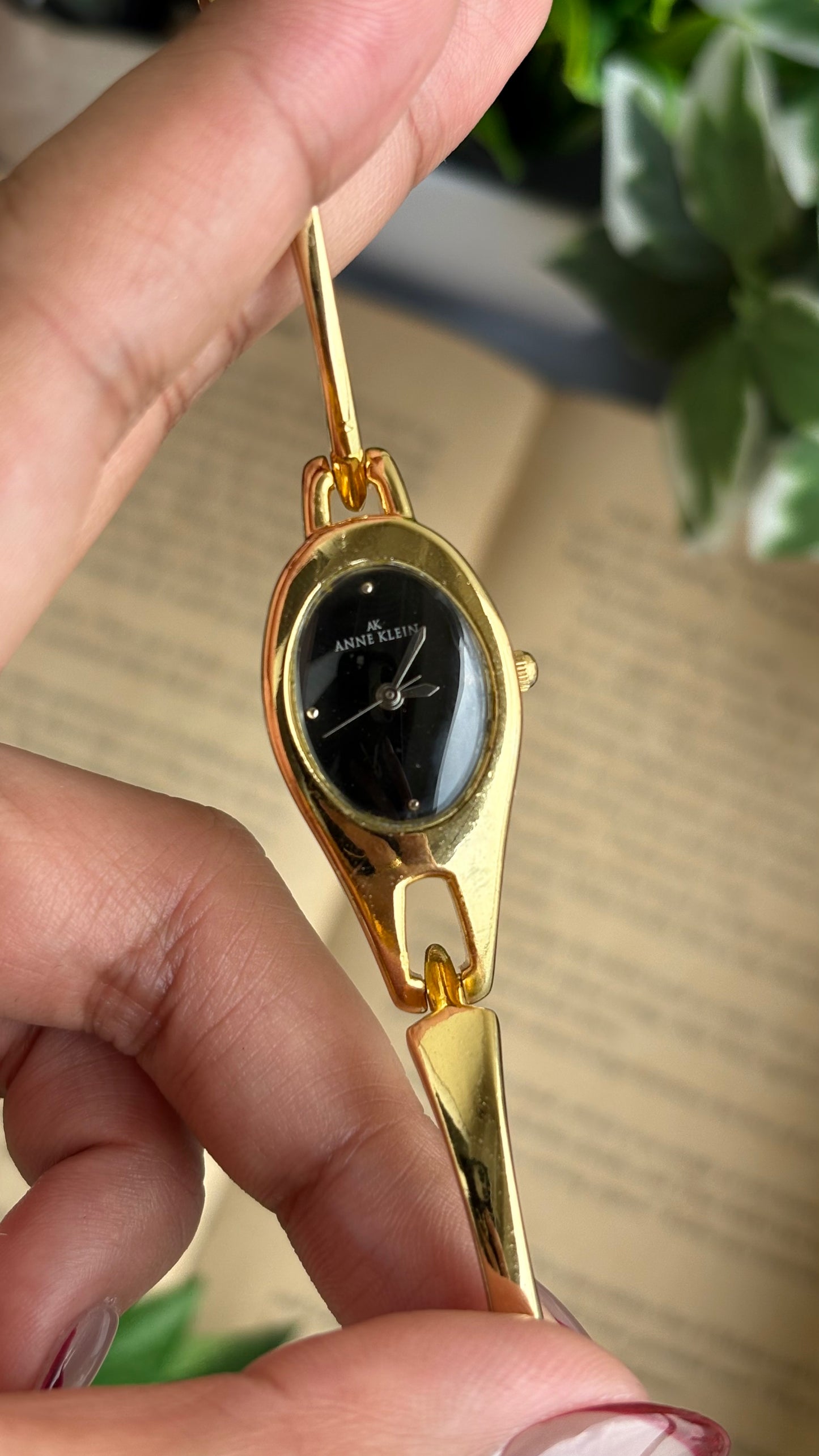 Extremely Rare Vinage Anne Klein Snake Watch in Gold Tone Gucci Style Black Dial