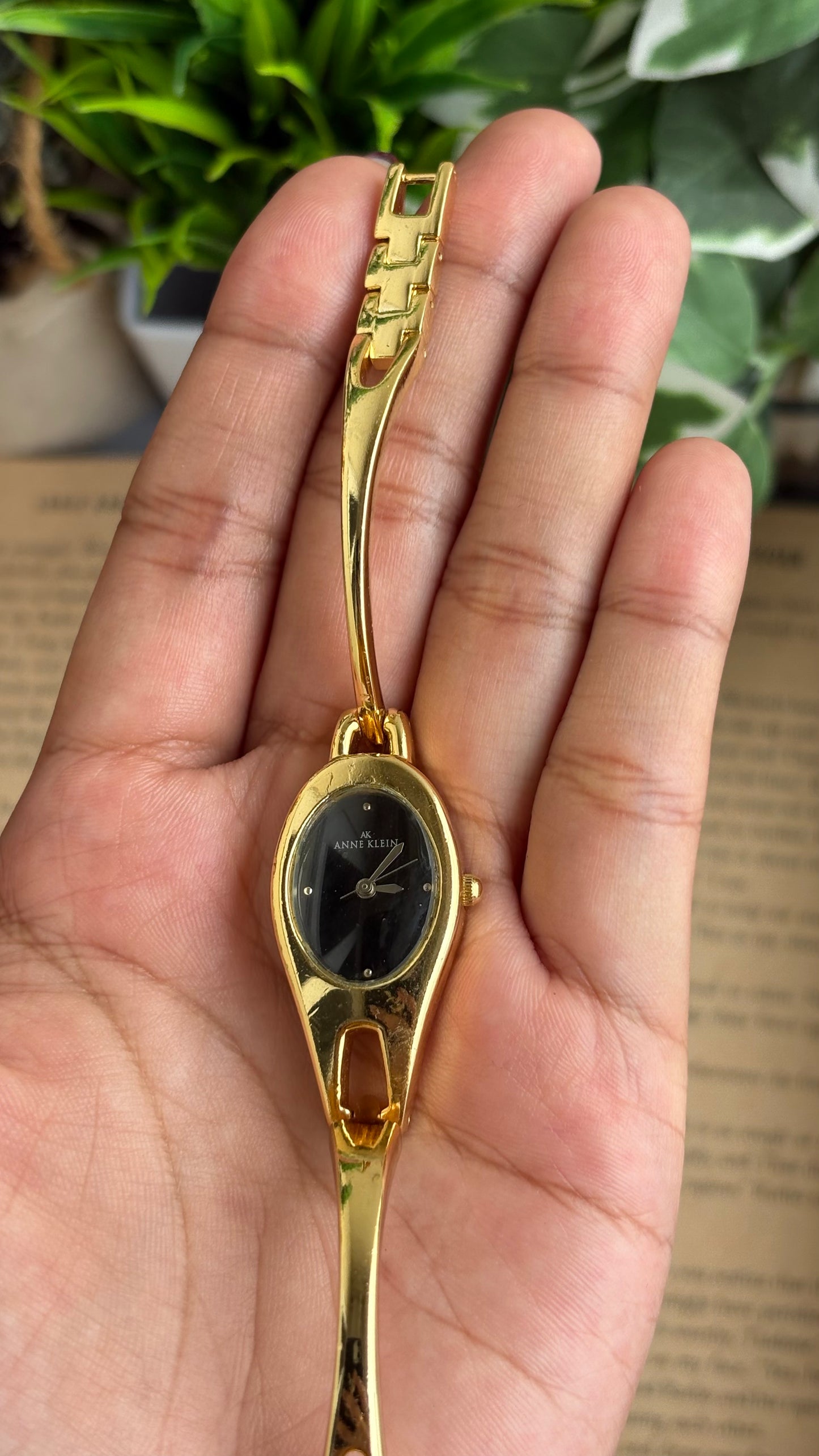Extremely Rare Vinage Anne Klein Snake Watch in Gold Tone Gucci Style Black Dial