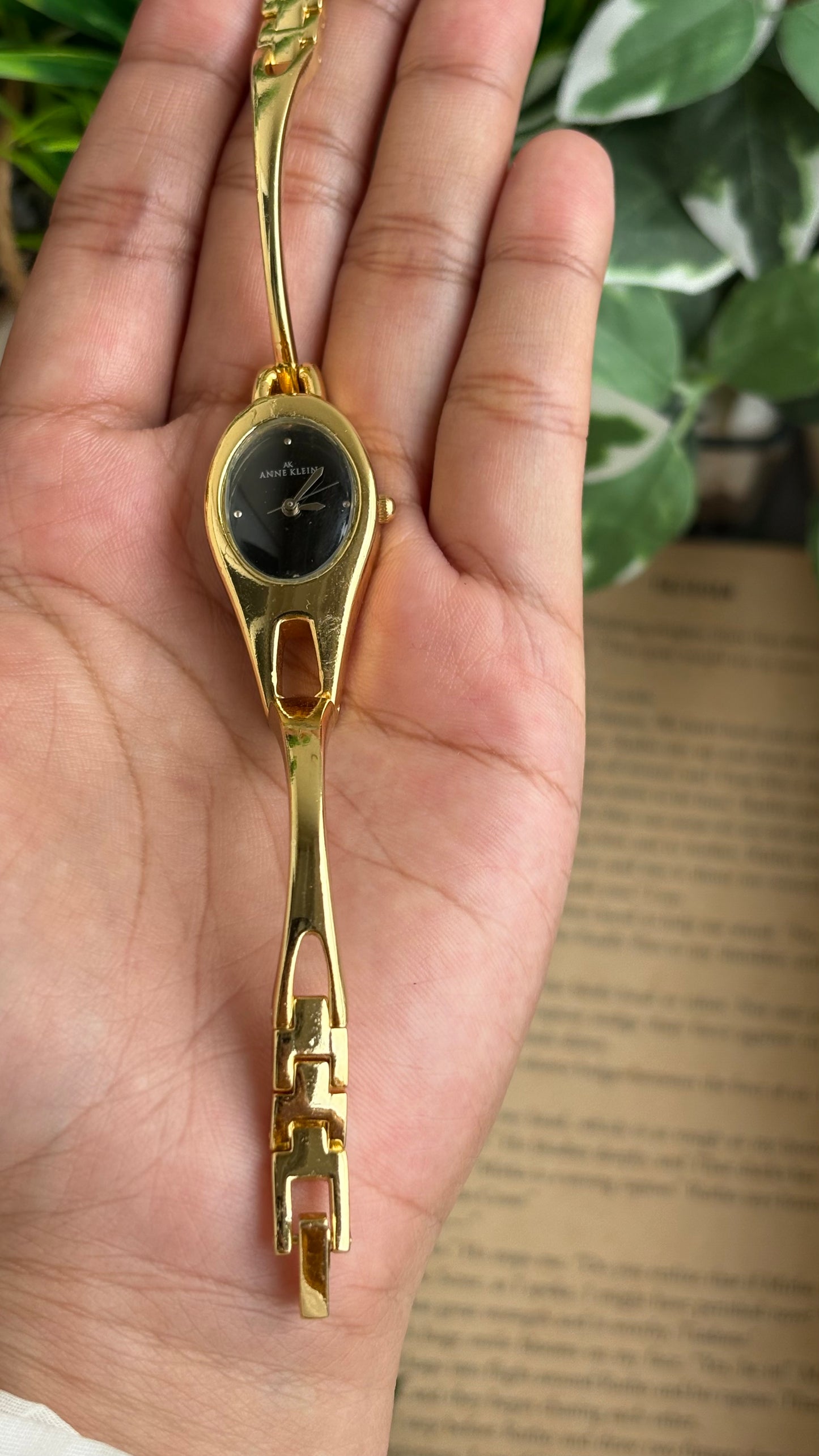 Extremely Rare Vinage Anne Klein Snake Watch in Gold Tone Gucci Style Black Dial