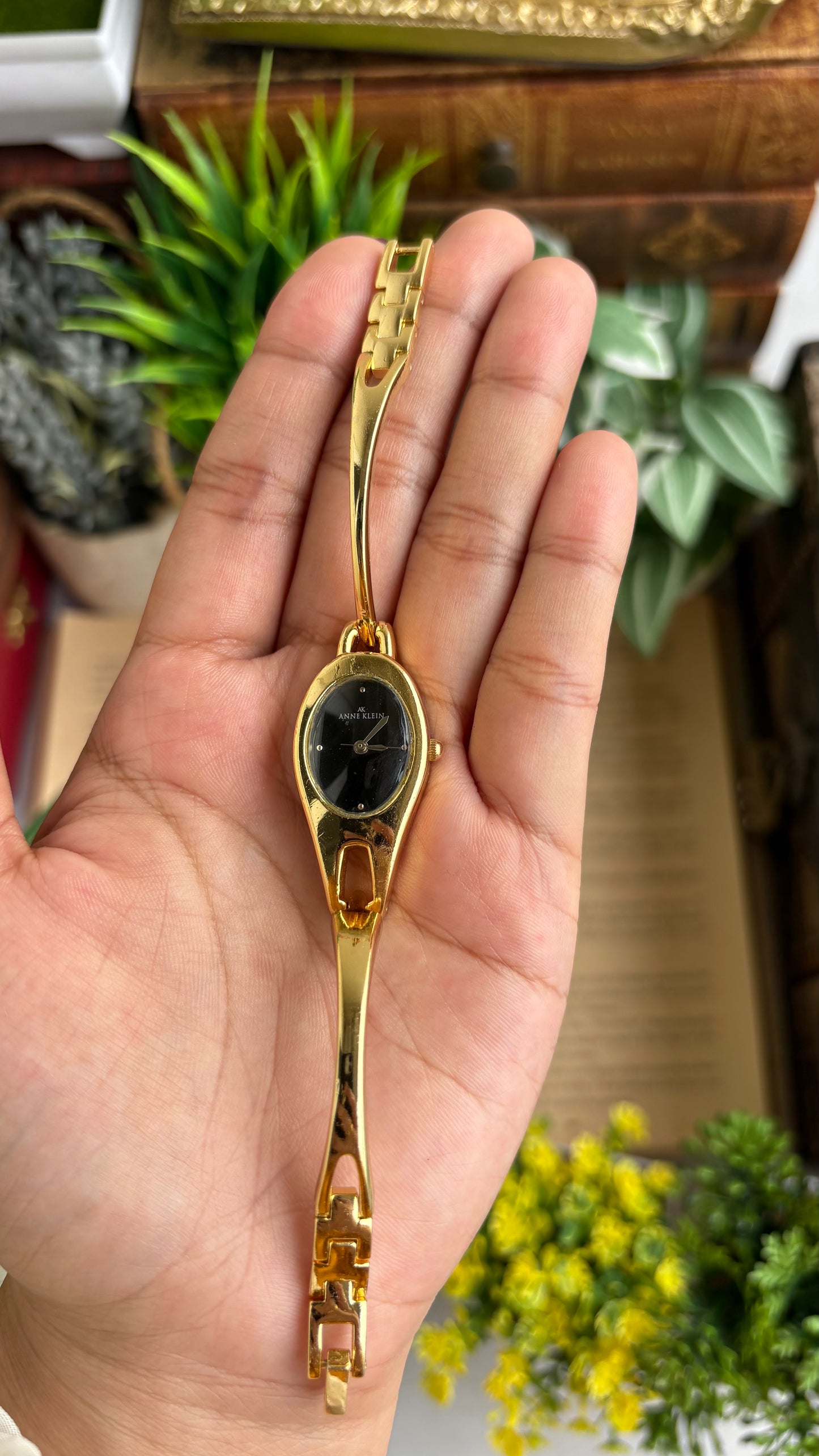 Extremely Rare Vinage Anne Klein Snake Watch in Gold Tone Gucci Style Black Dial