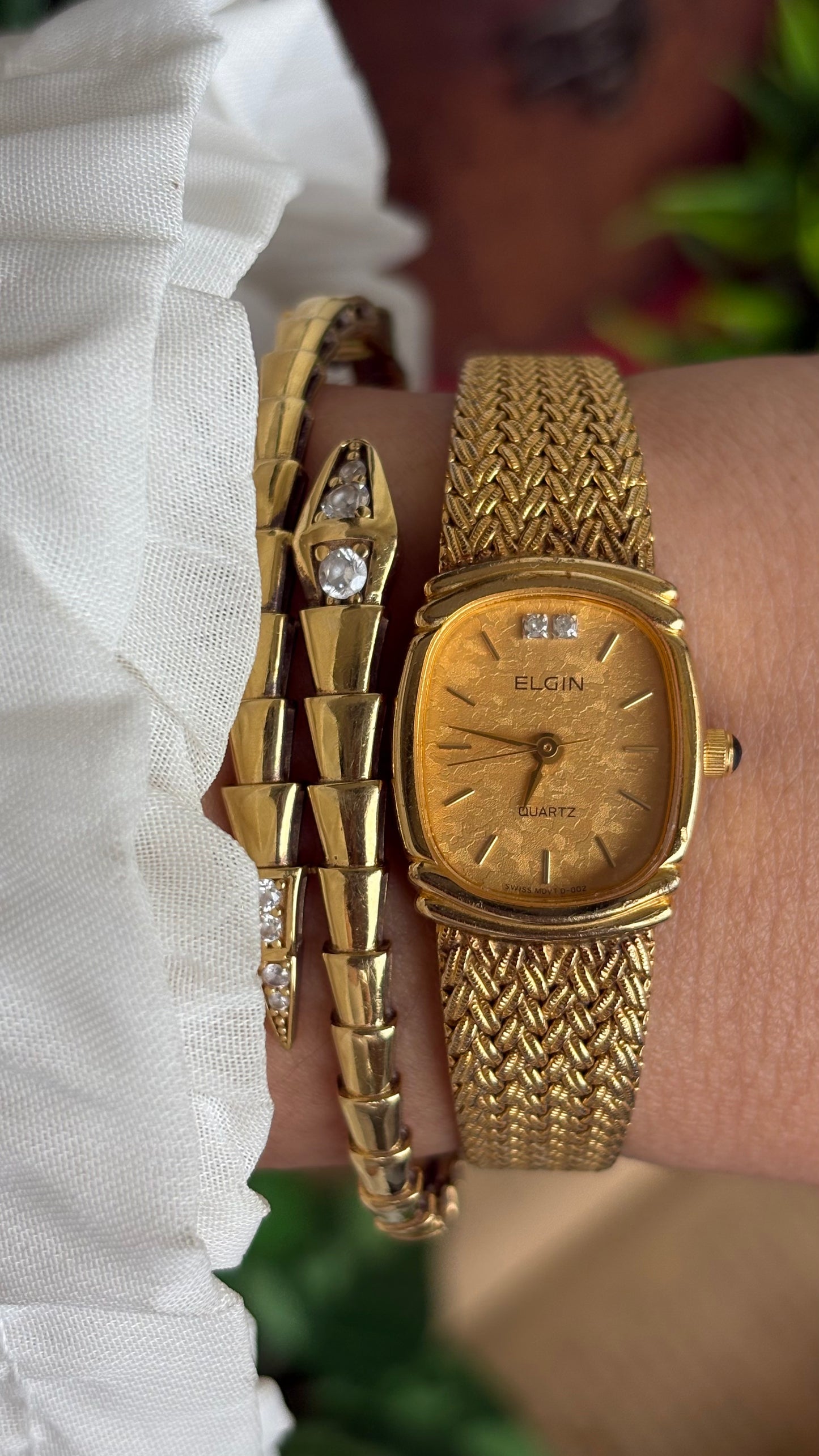 Vintage Elgin Watch in Gold Tone Rare Dial Design