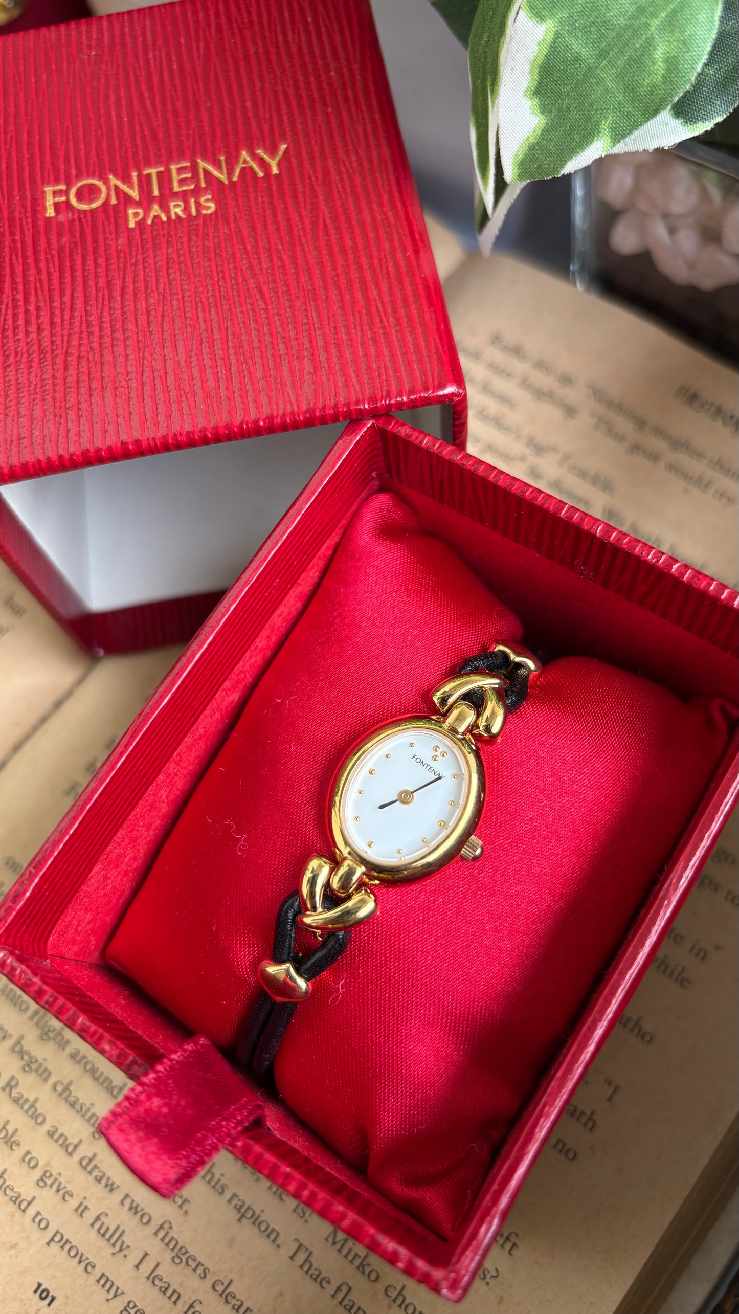 Vintage Fontenay Parisian Luxury Watch in Gold Tone Black Thin Leather Straps