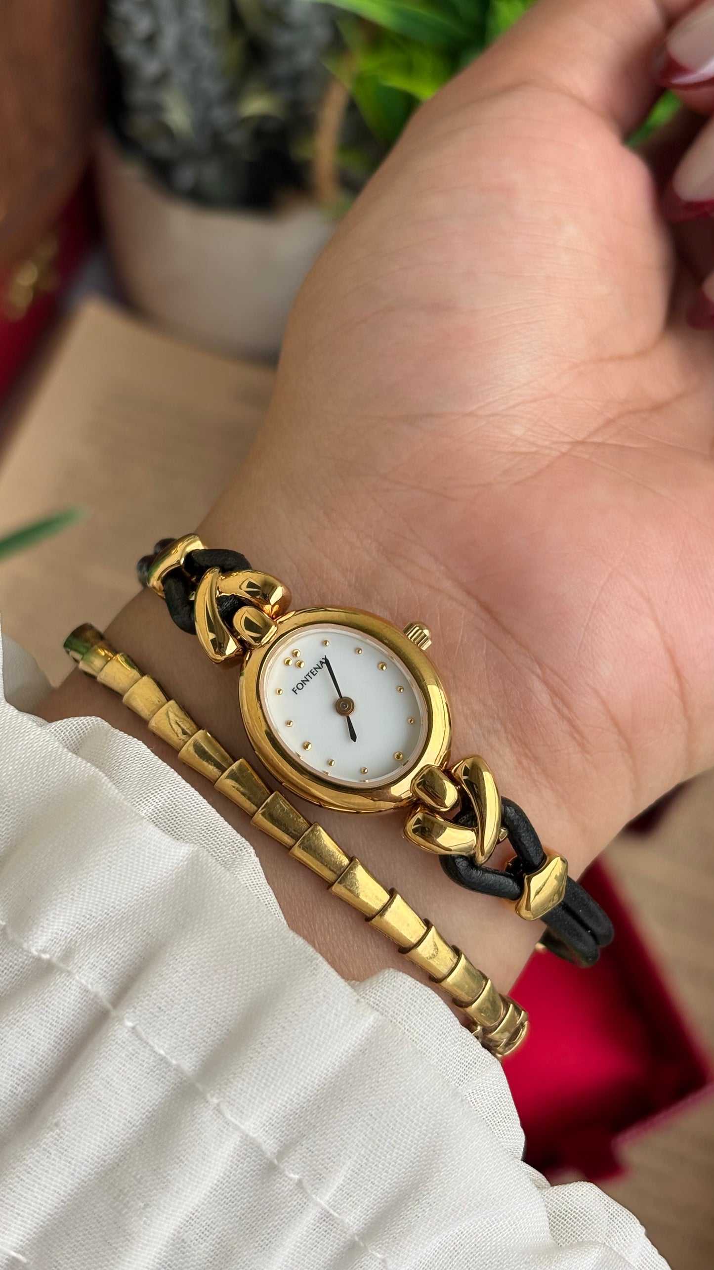 Vintage Fontenay Parisian Luxury Watch in Gold Tone Black Thin Leather Straps