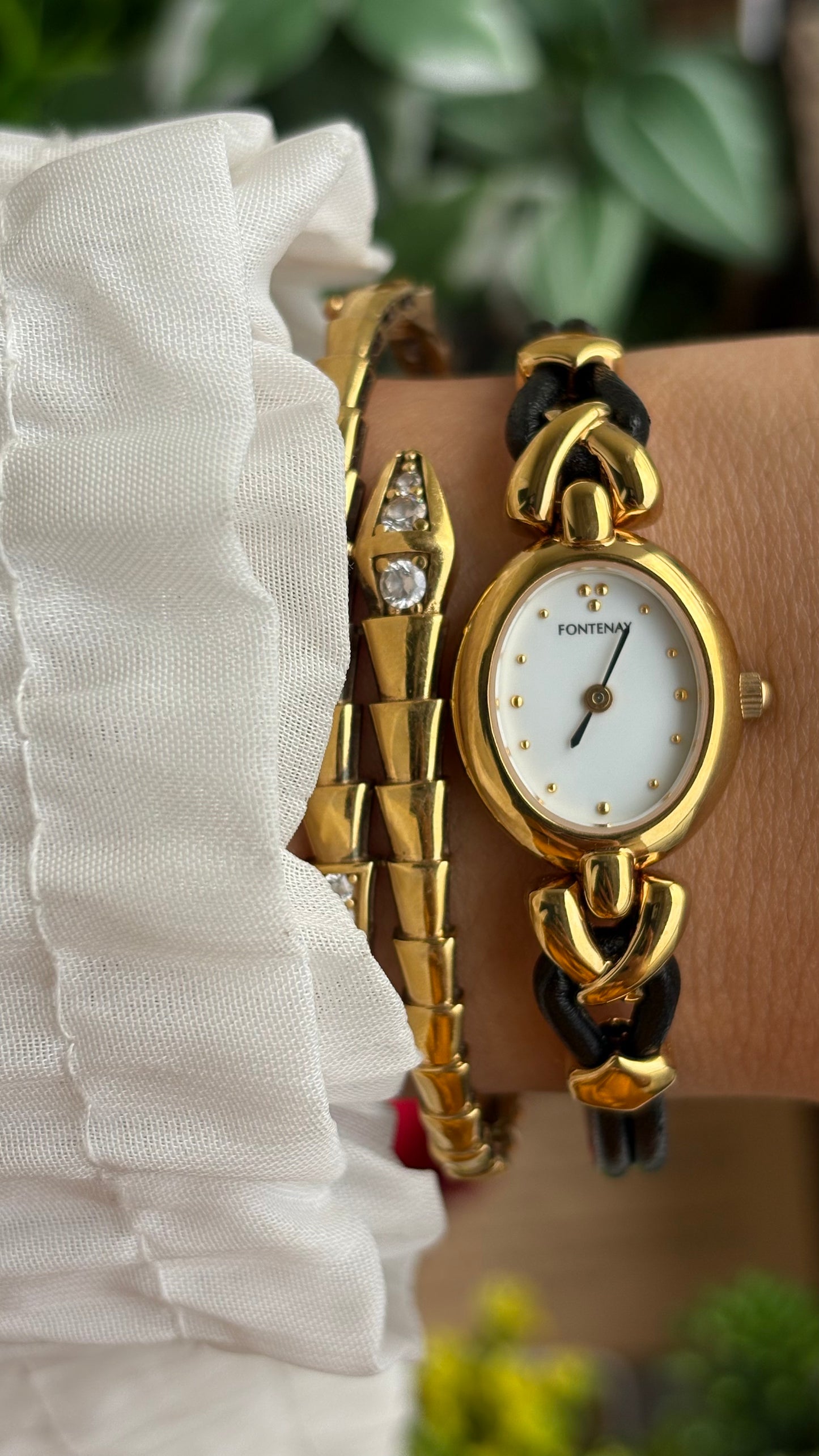Vintage Fontenay Parisian Luxury Watch in Gold Tone Black Thin Leather Straps
