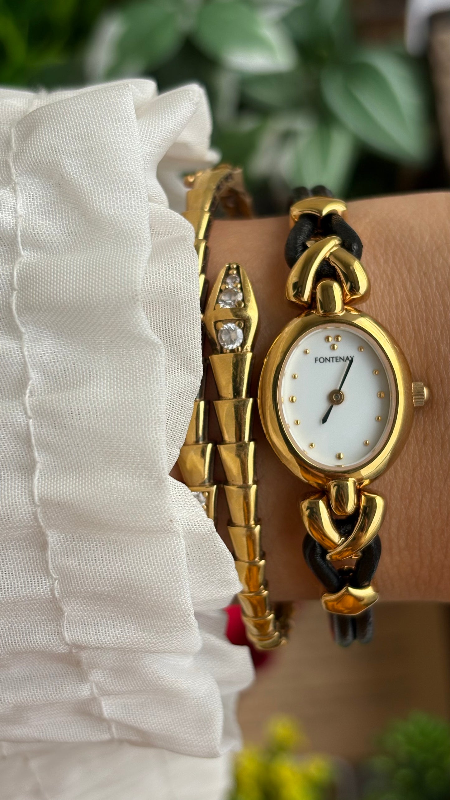 Vintage Fontenay Parisian Luxury Watch in Gold Tone Black Thin Leather Straps