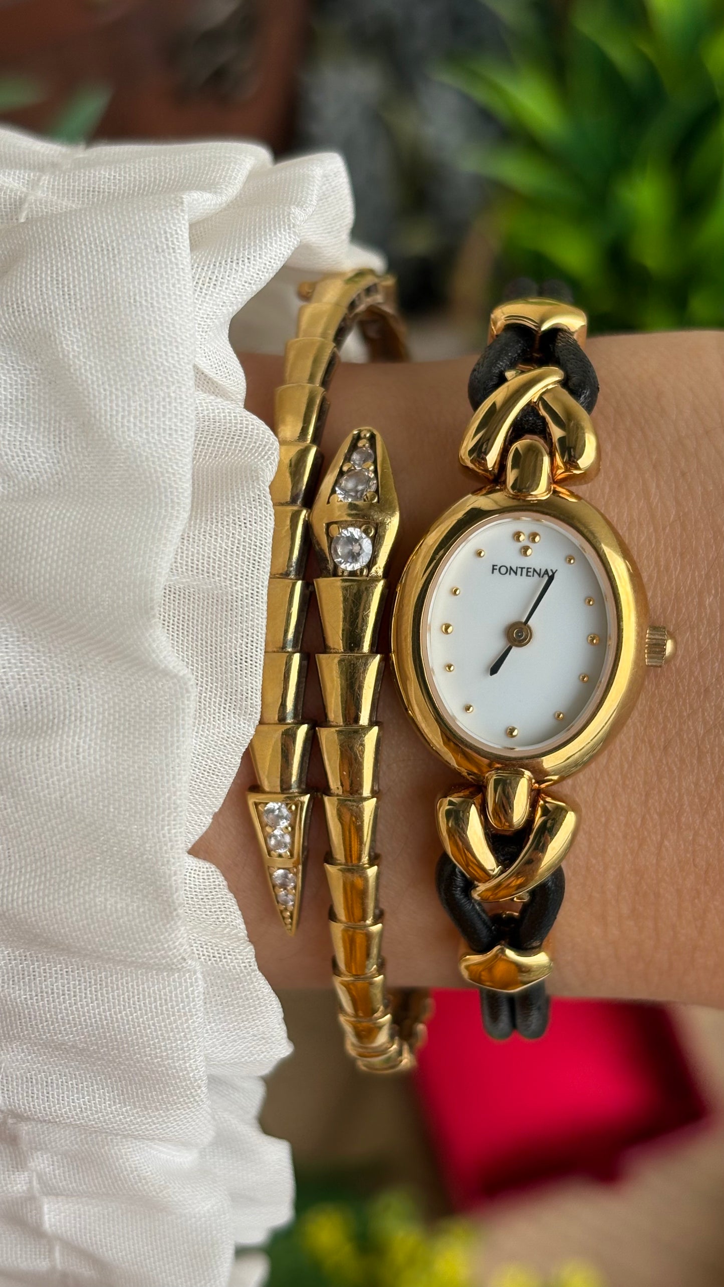 Vintage Fontenay Parisian Luxury Watch in Gold Tone Black Thin Leather Straps