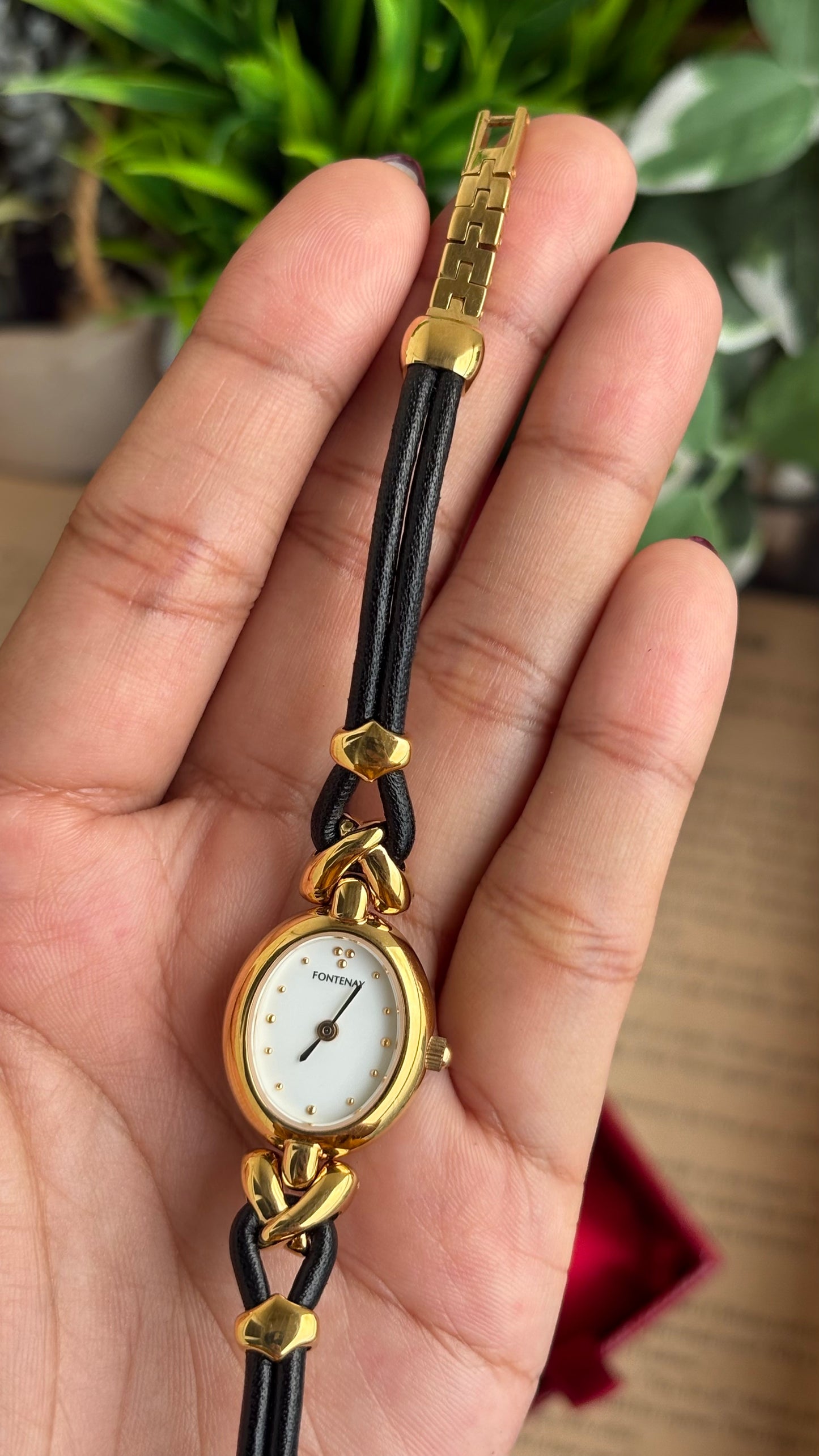 Vintage Fontenay Parisian Luxury Watch in Gold Tone Black Thin Leather Straps