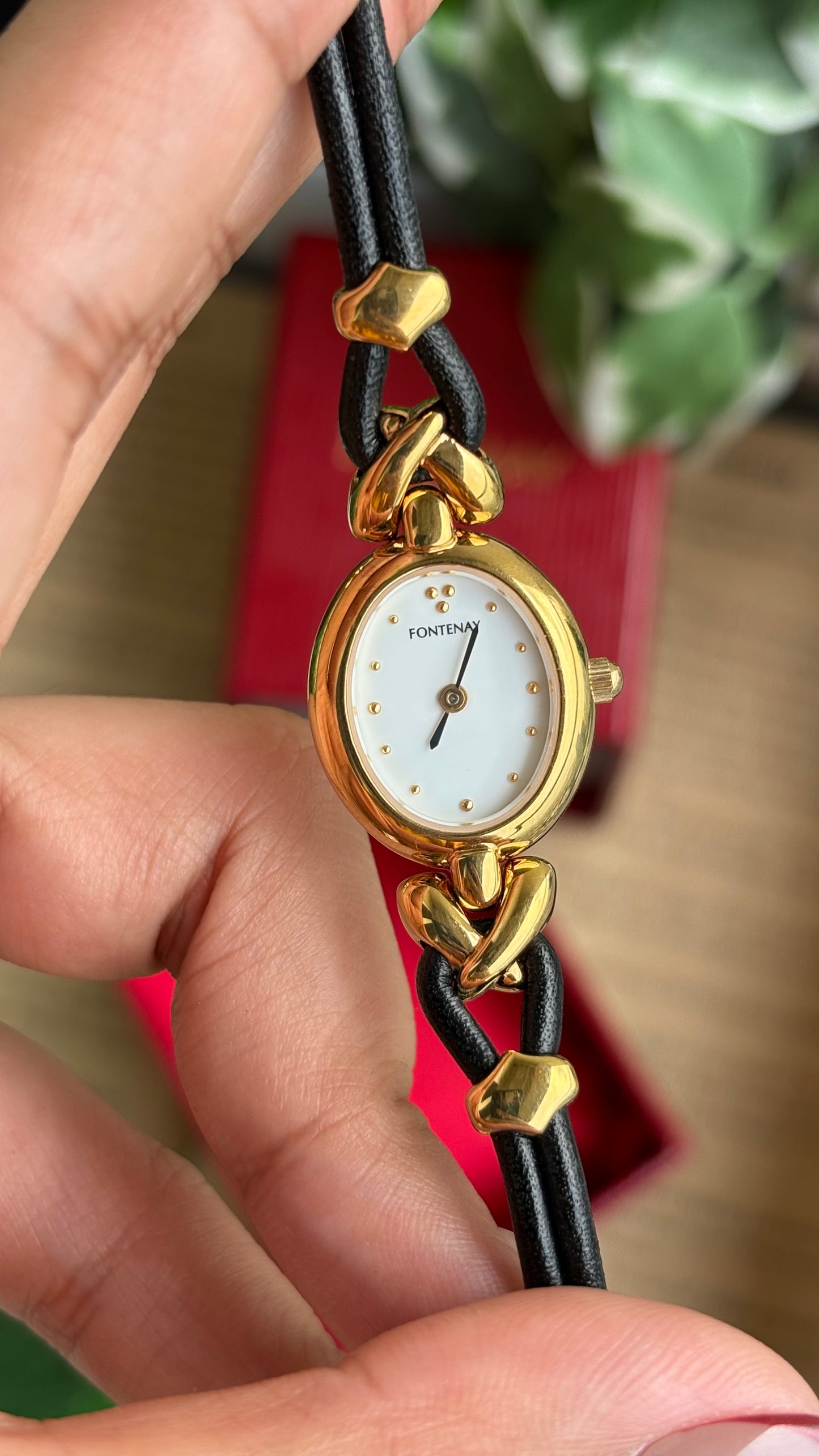 Vintage Fontenay Parisian Luxury Watch in Gold Tone Black Thin Leather Straps