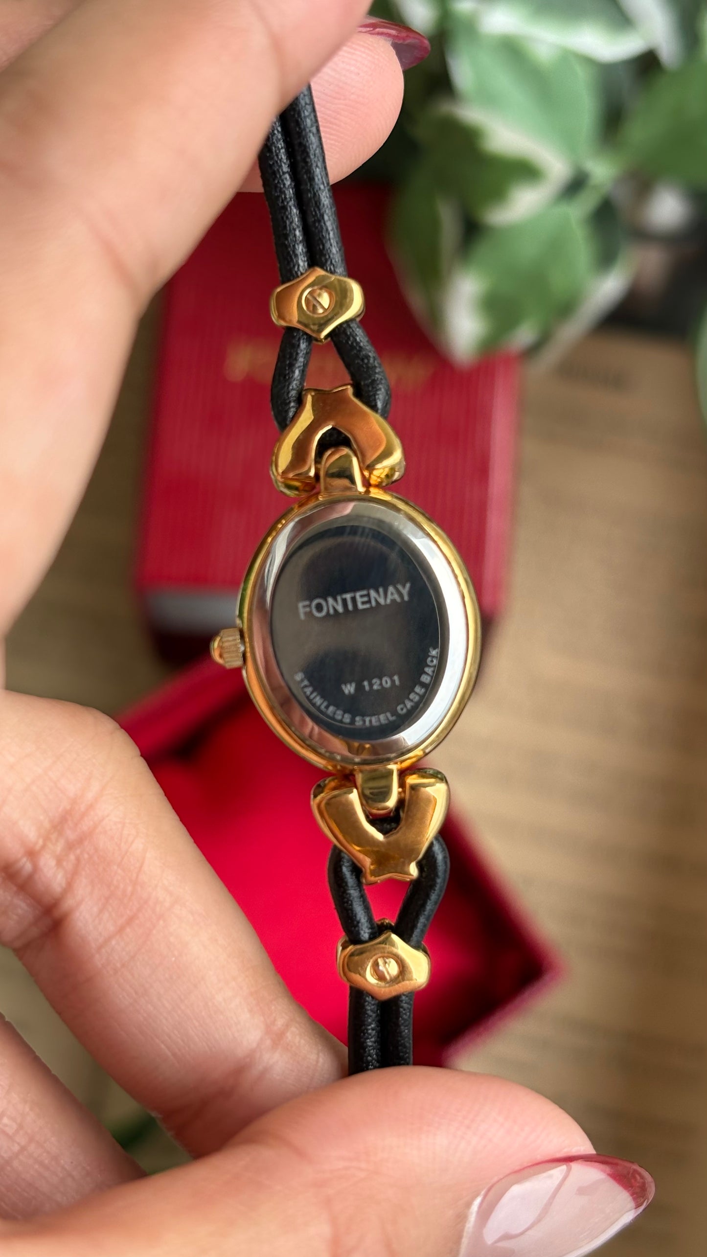 Vintage Fontenay Parisian Luxury Watch in Gold Tone Black Thin Leather Straps