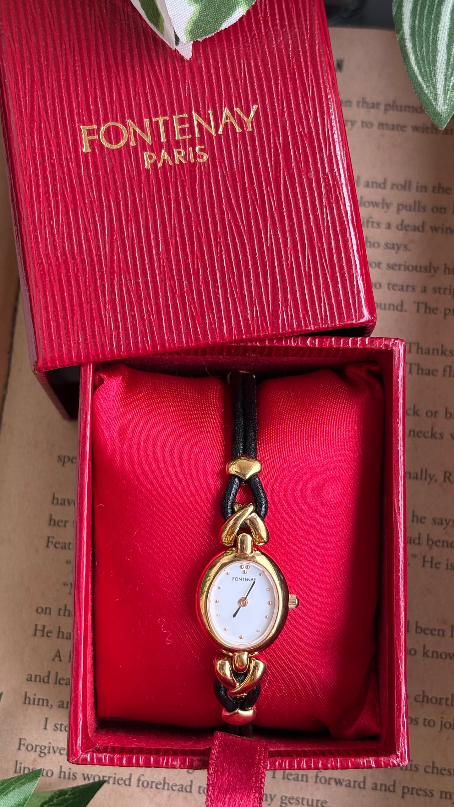 Vintage Fontenay Parisian Luxury Watch in Gold Tone Black Thin Leather Straps