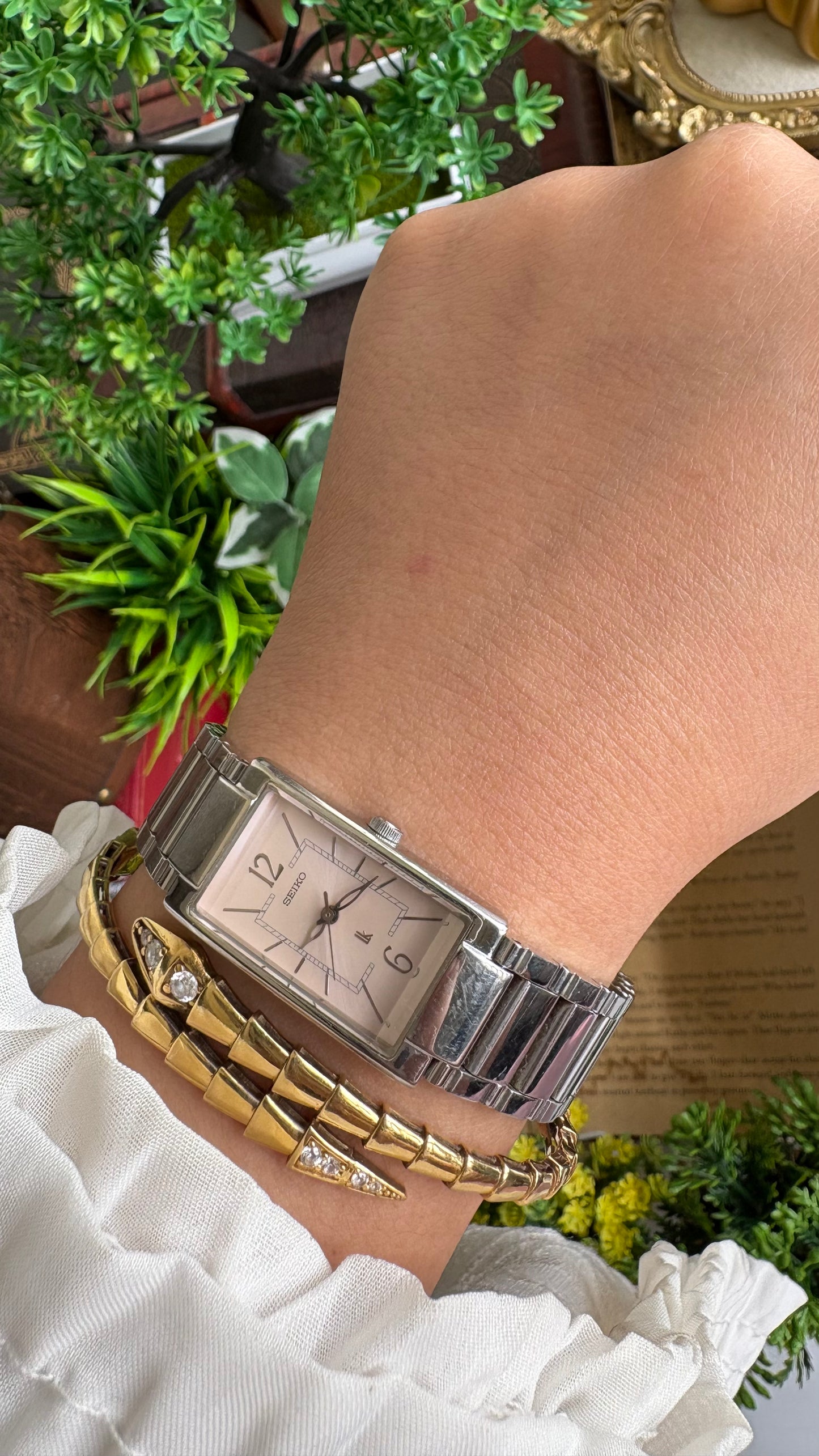 Vintage Seiko Tank Watch in Silver Tone Pink Dial