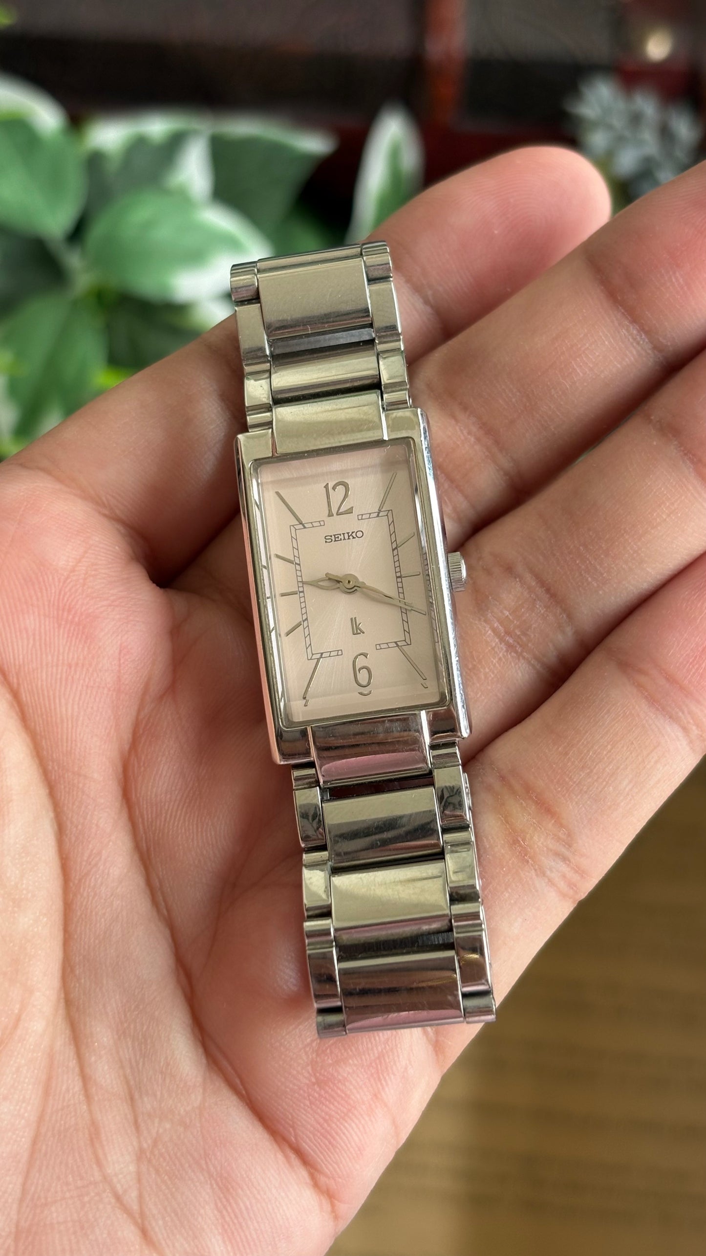 Vintage Seiko Tank Watch in Silver Tone Pink Dial