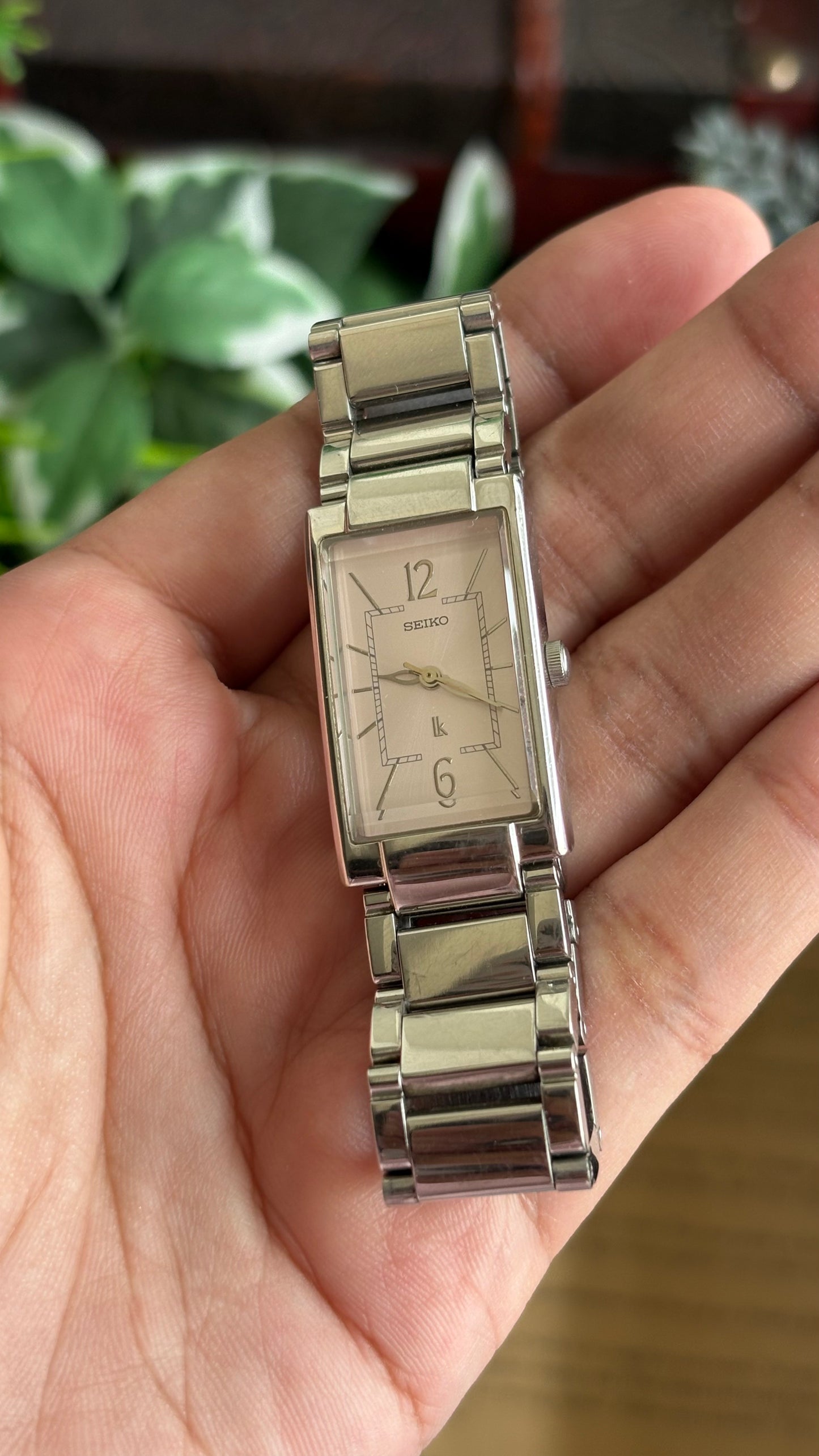 Vintage Seiko Tank Watch in Silver Tone Pink Dial