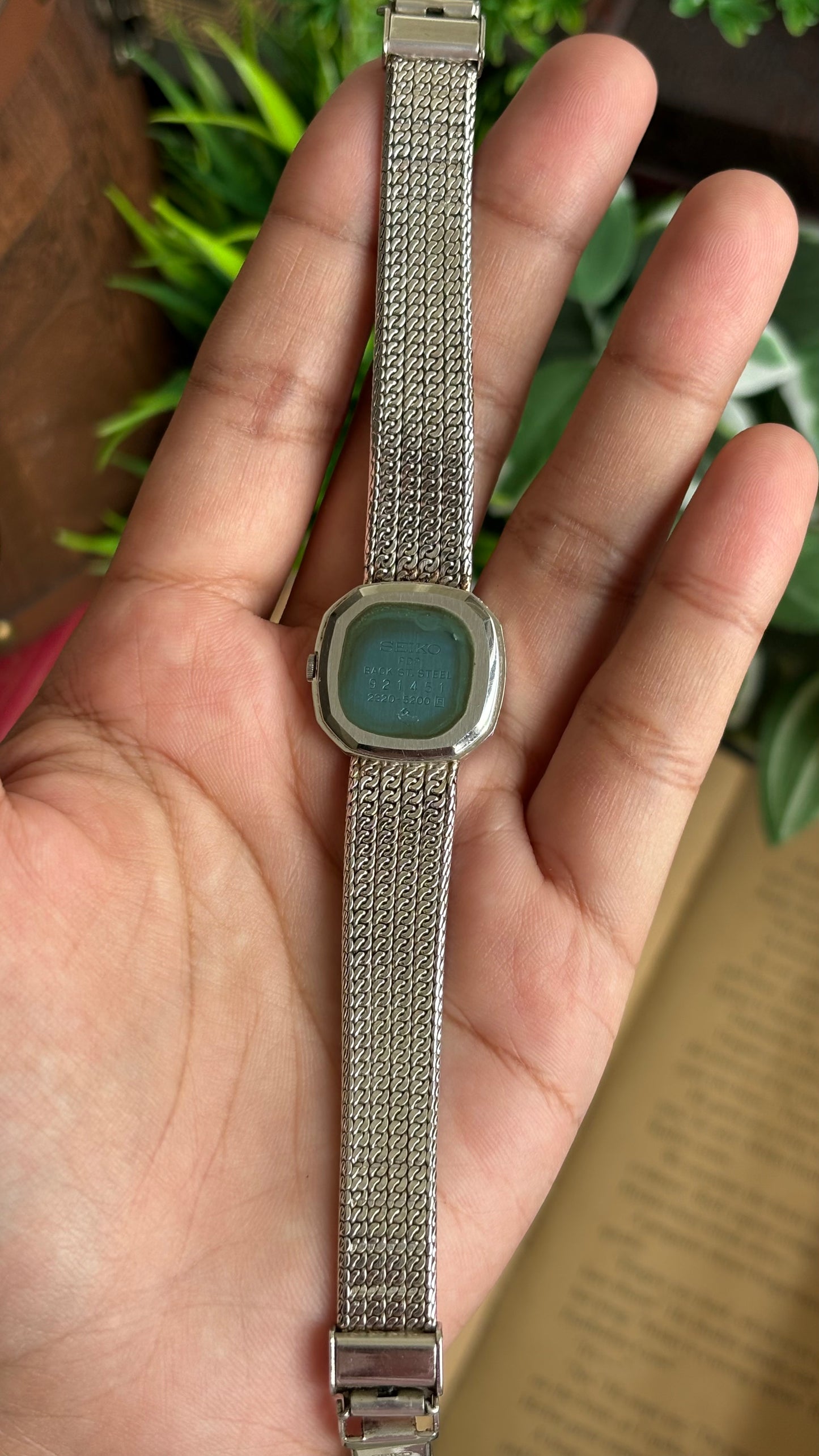 Extremely Rare Vintage Seiko Watch in Silver Tone Braided Style Bracelet