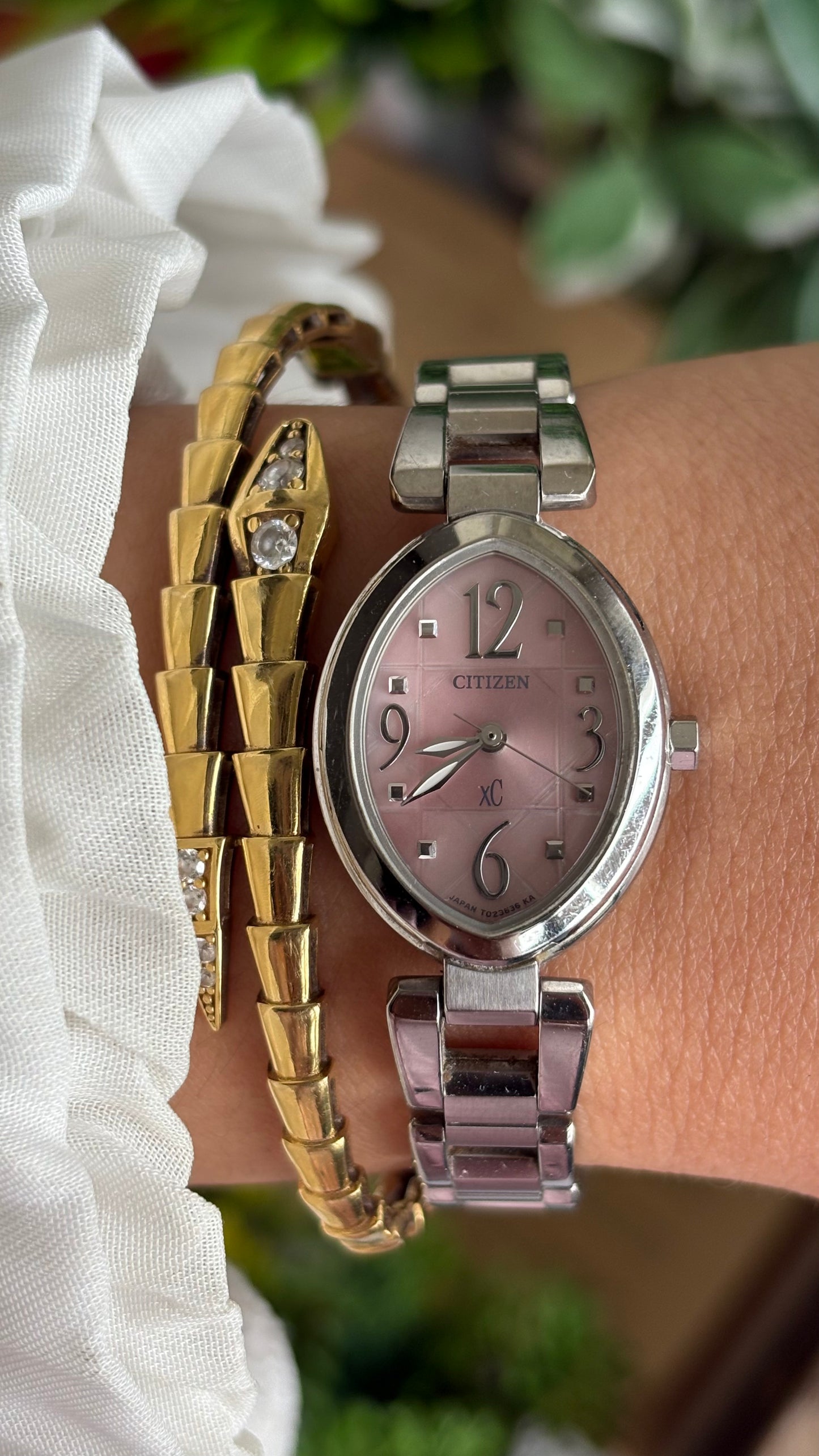 Vintage Citizen Watch in Silver Tone Pink Almond Dial