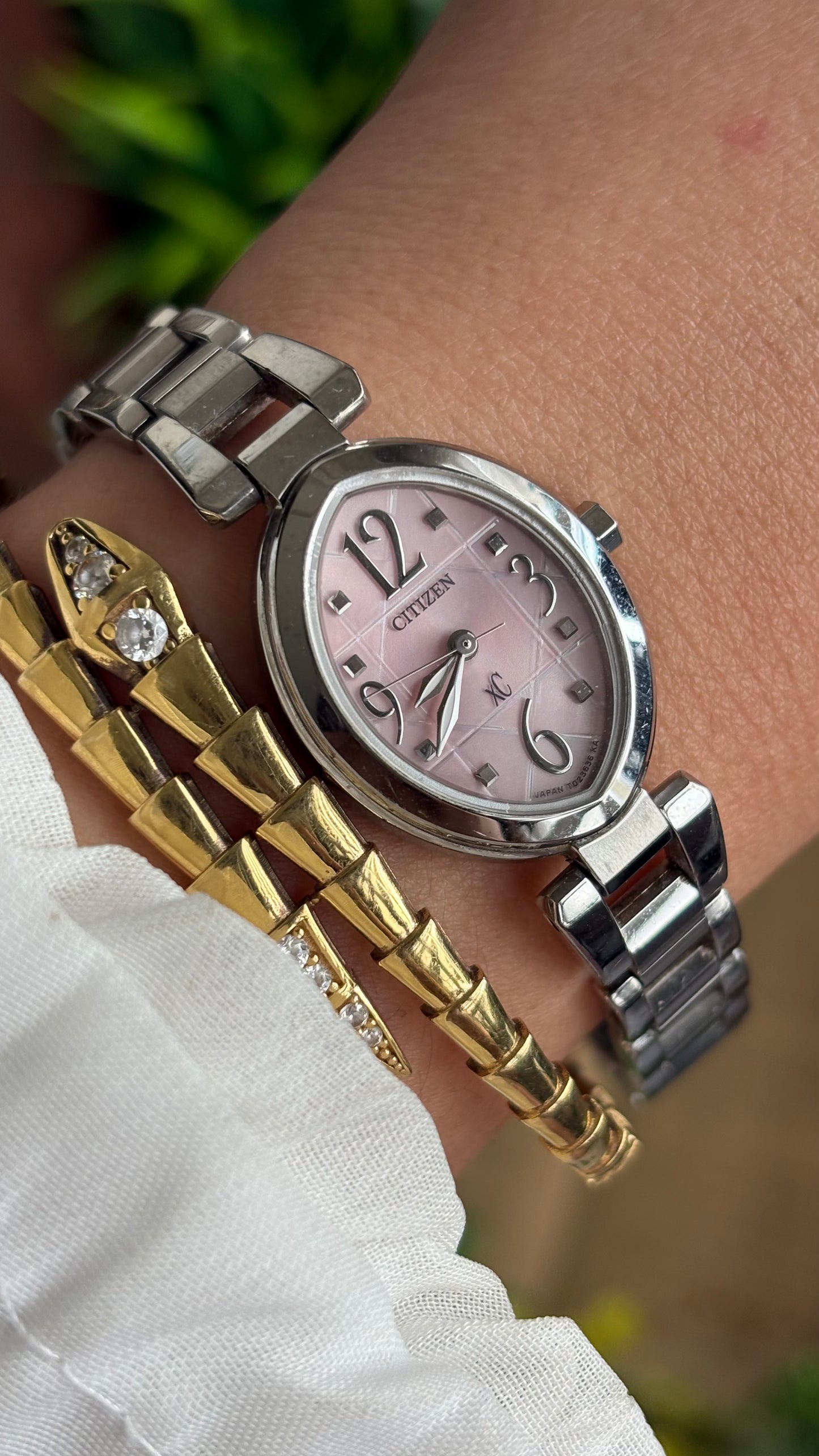 Vintage Citizen Watch in Silver Tone Pink Almond Dial