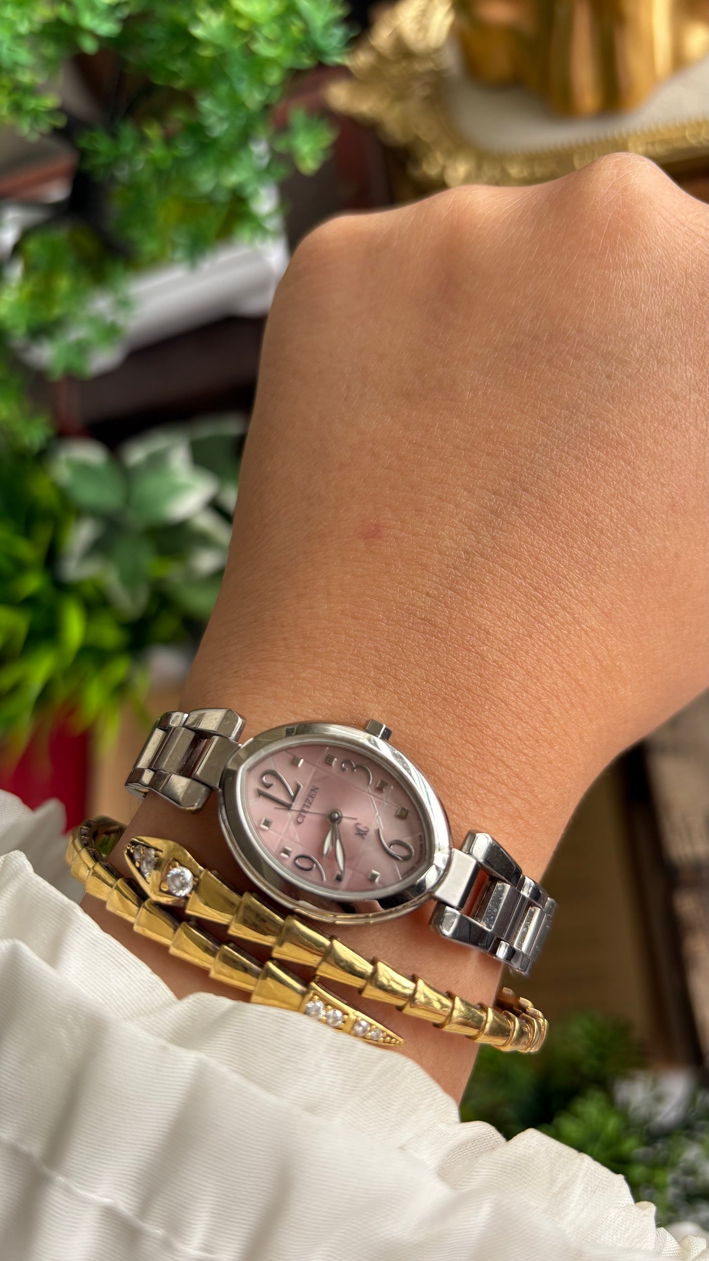 Vintage Citizen Watch in Silver Tone Pink Almond Dial