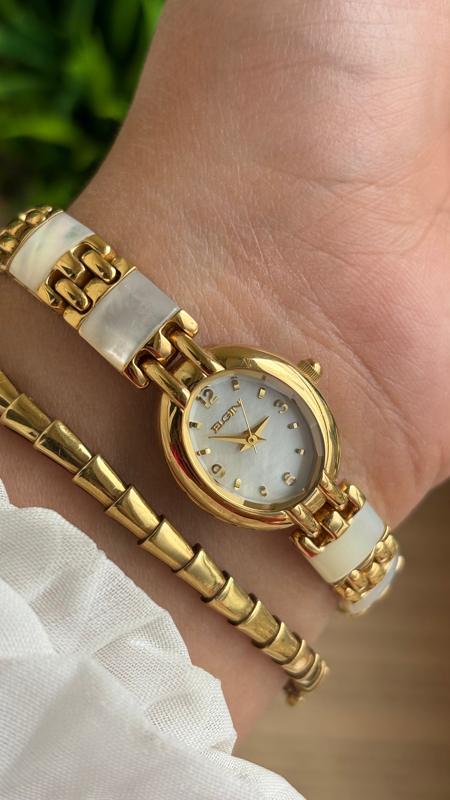 Extremely Rare Vintage Elgin Watch in Gold Tone Mother of Pearl Dial Shell Bracelet