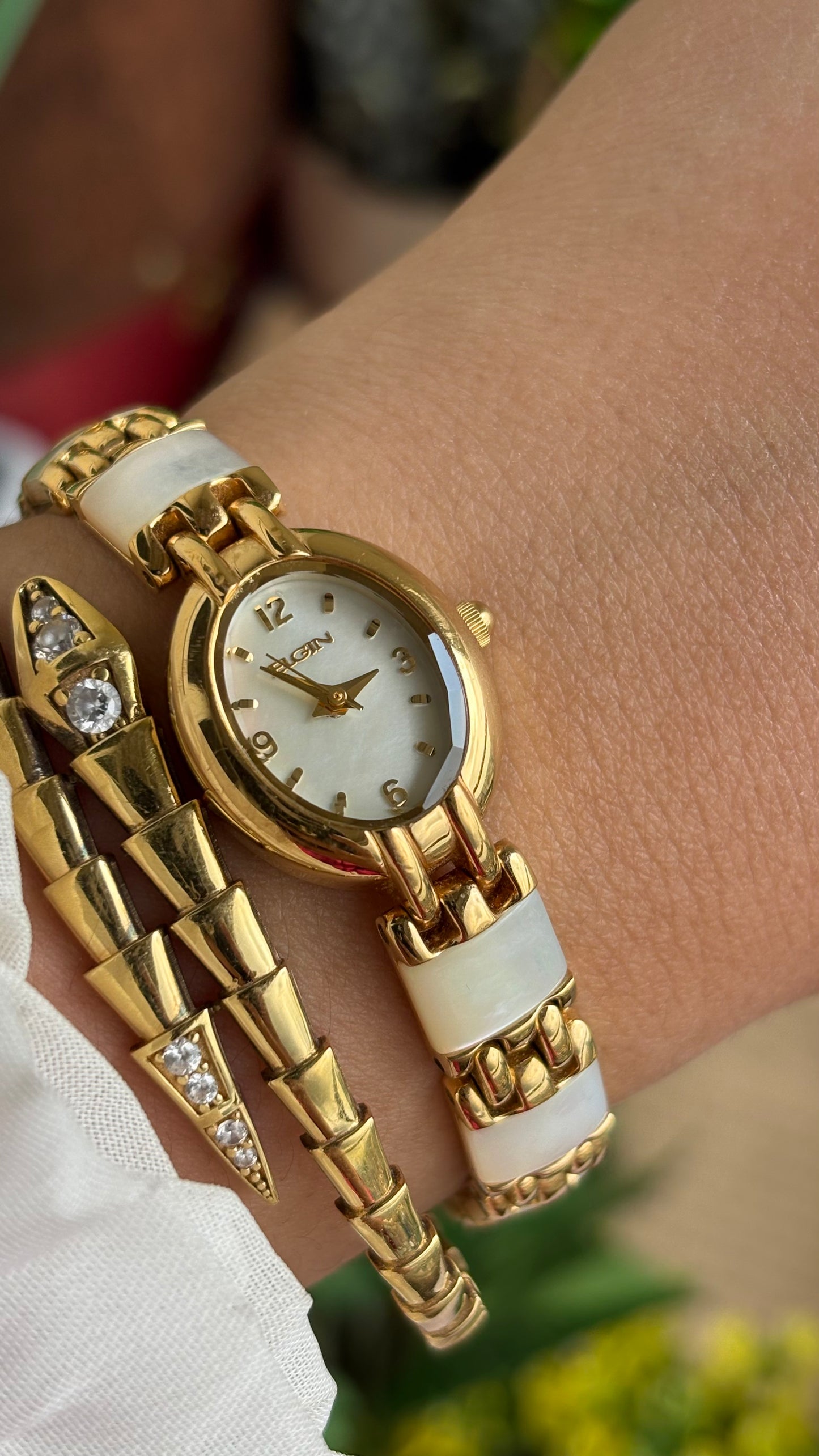 Extremely Rare Vintage Elgin Watch in Gold Tone Mother of Pearl Dial Shell Bracelet