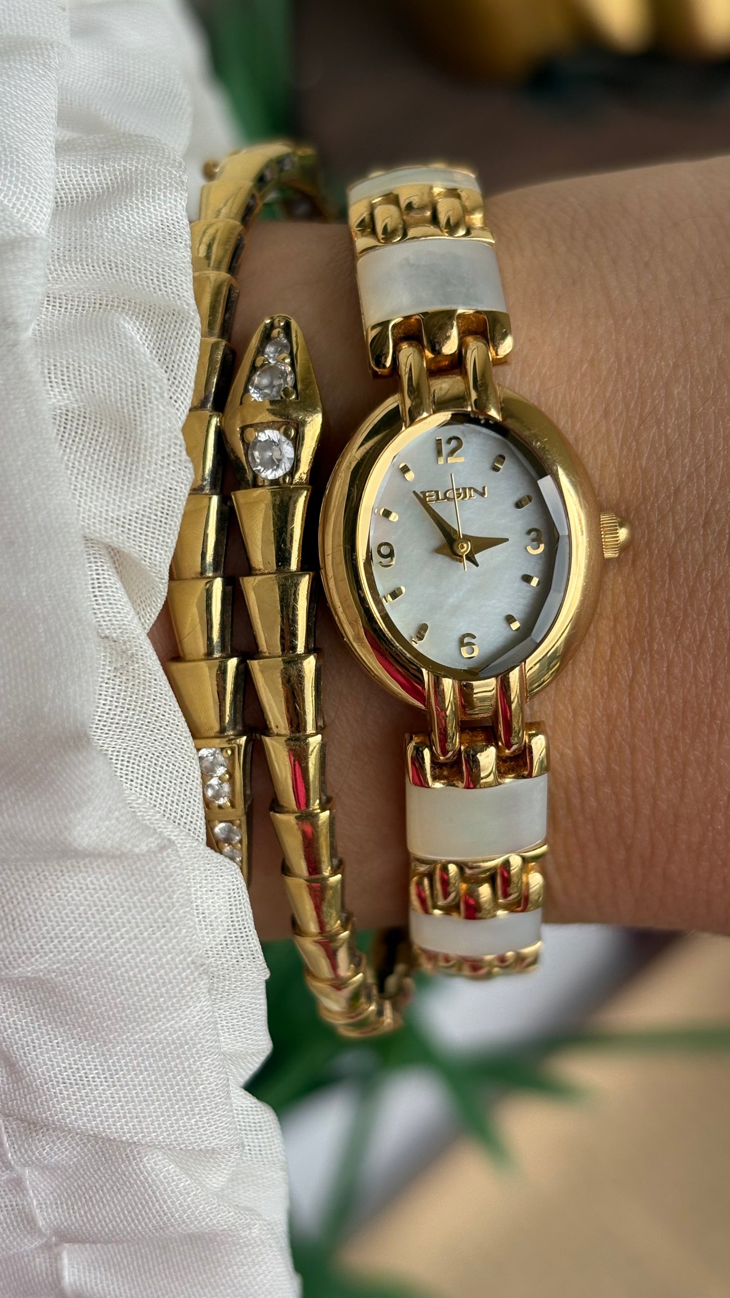 Extremely Rare Vintage Elgin Watch in Gold Tone Mother of Pearl Dial Shell Bracelet