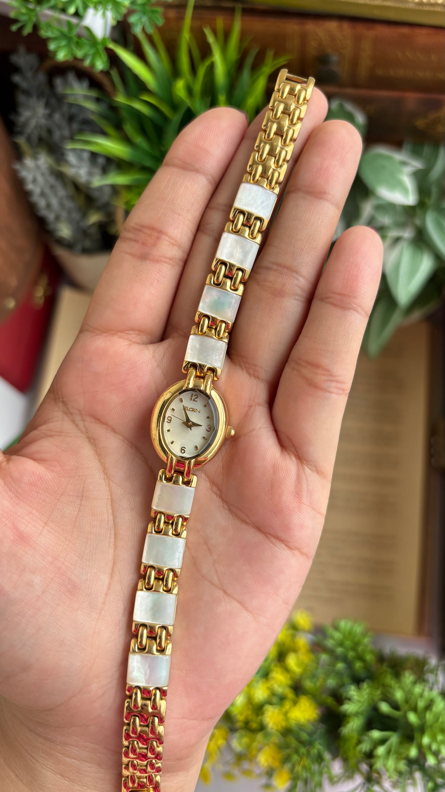 Extremely Rare Vintage Elgin Watch in Gold Tone Mother of Pearl Dial Shell Bracelet
