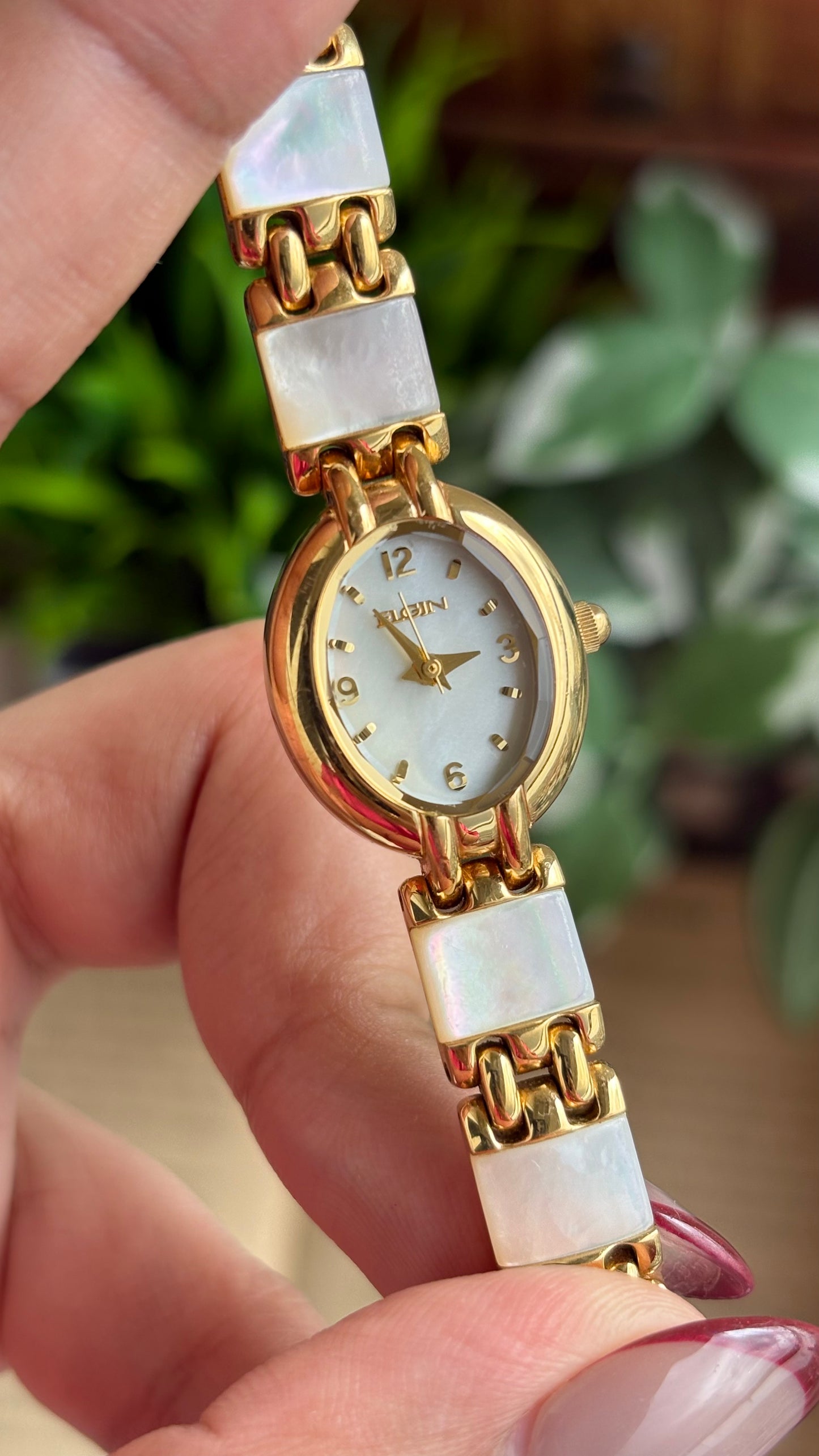 Extremely Rare Vintage Elgin Watch in Gold Tone Mother of Pearl Dial Shell Bracelet
